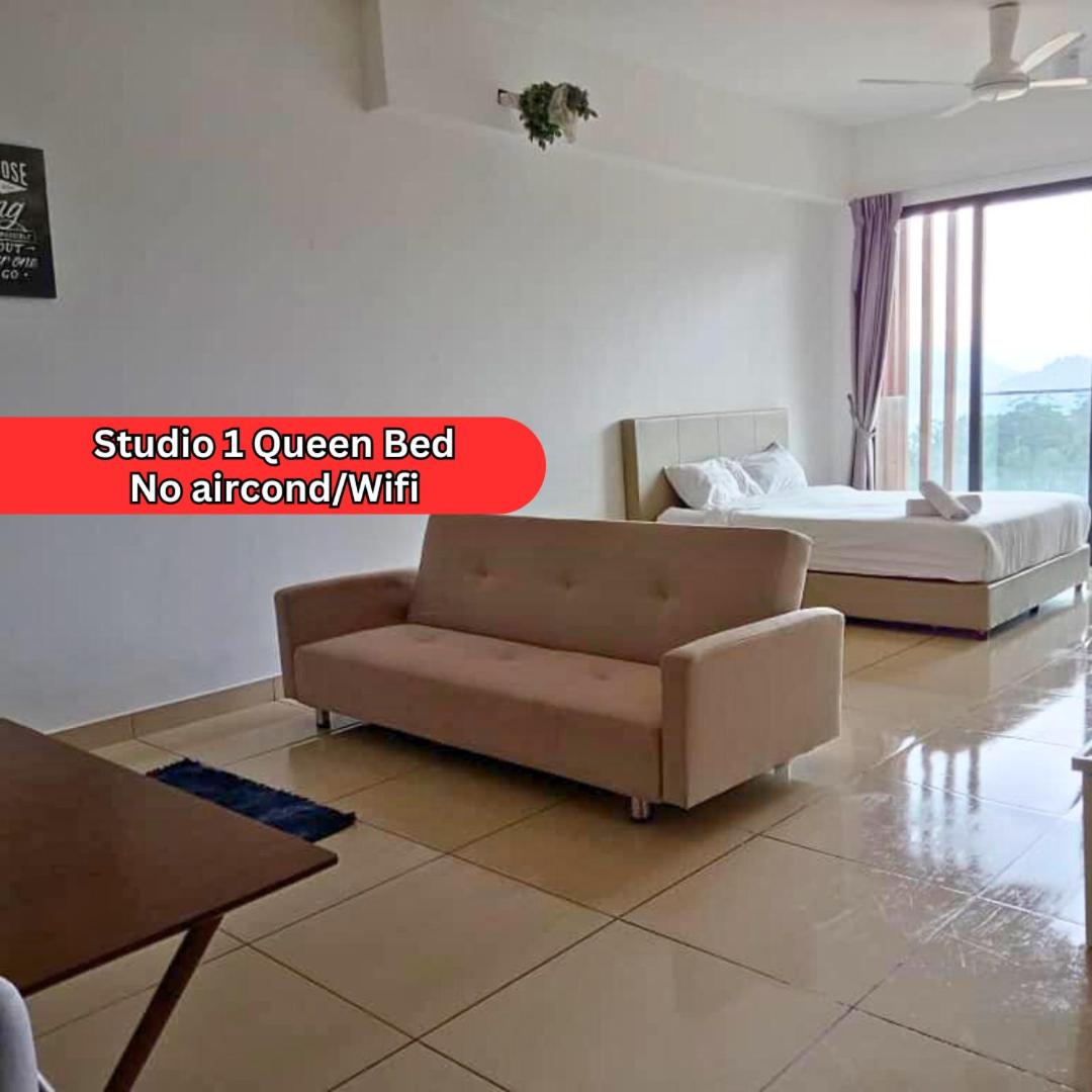 Studio Apartment - Photo 1