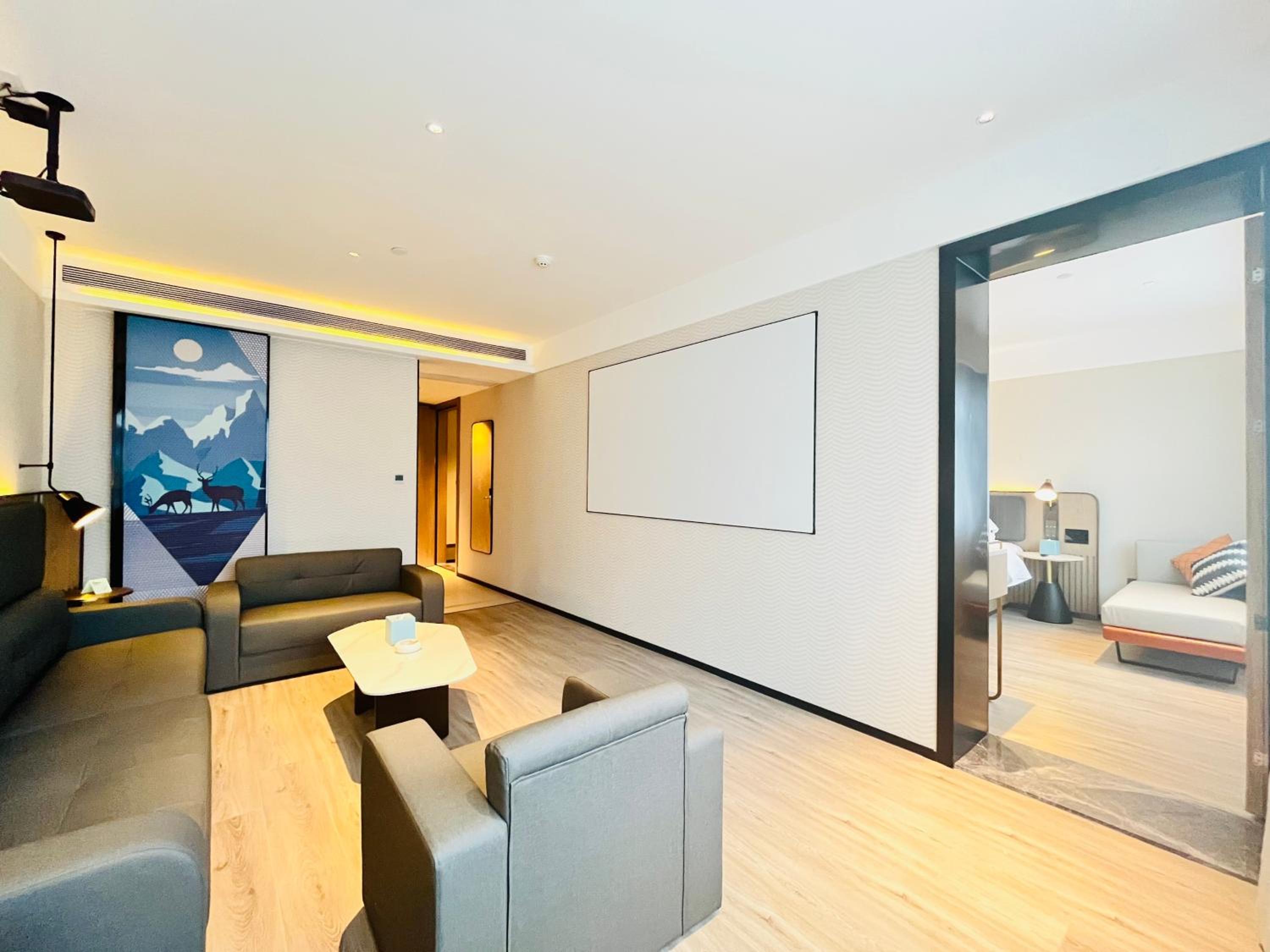 Executive Suite photo 3