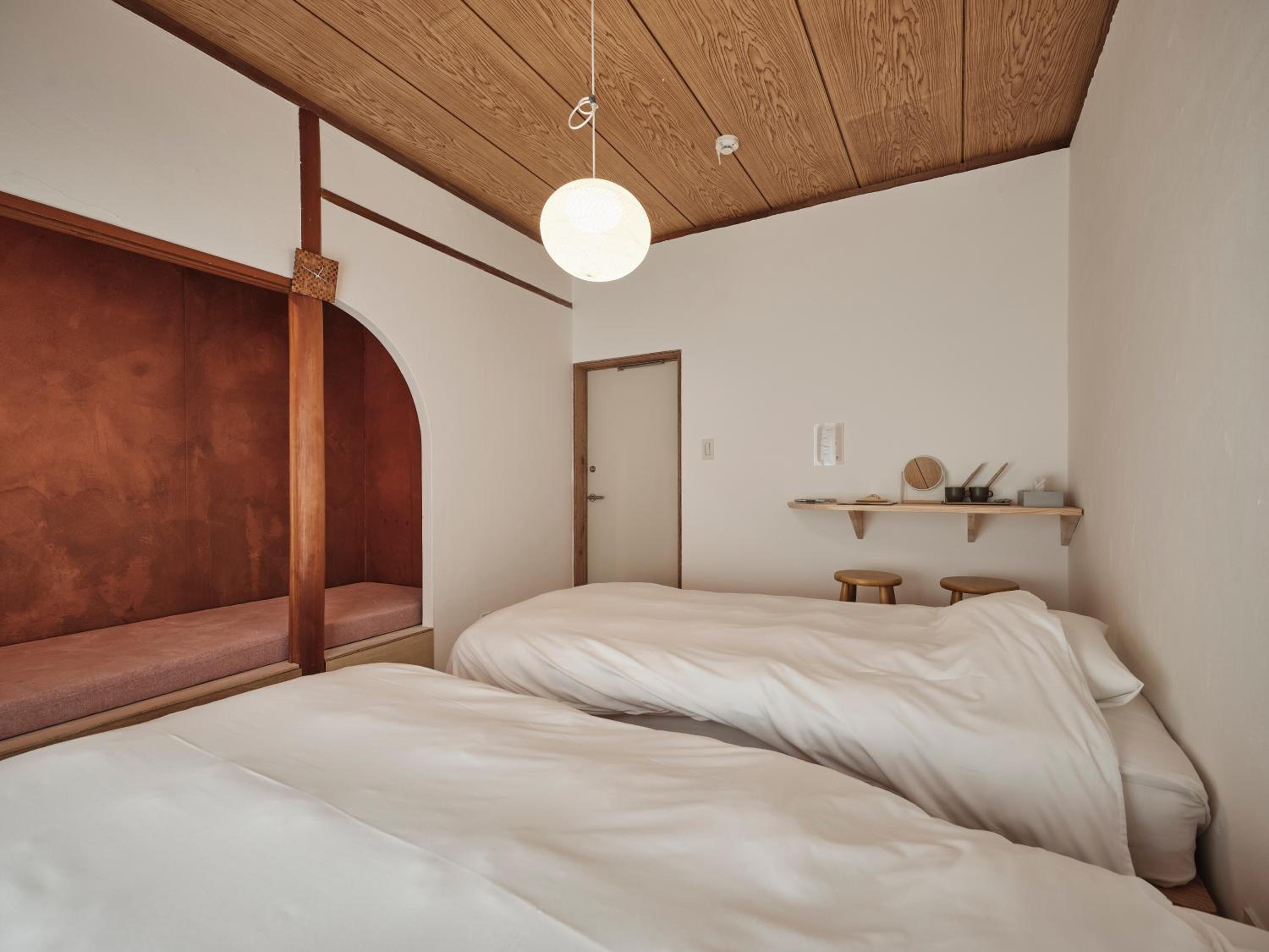 Triple Room with Shared Bathroom photo 1
