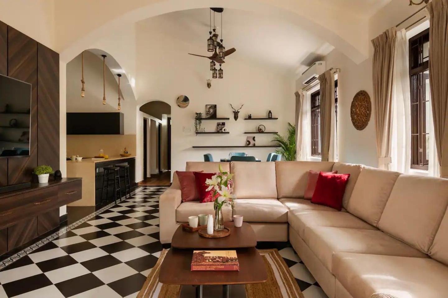 Three-Bedroom Villa photo 1