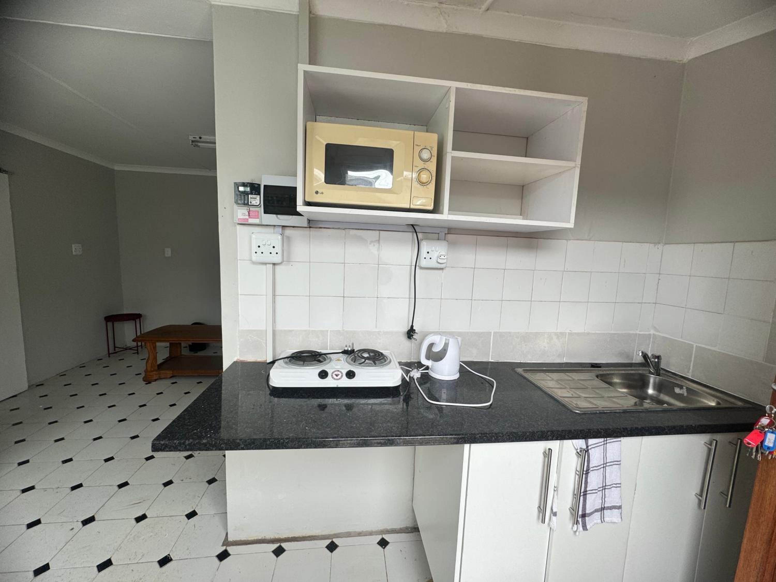 Double Room with Private Bathroom photo 2