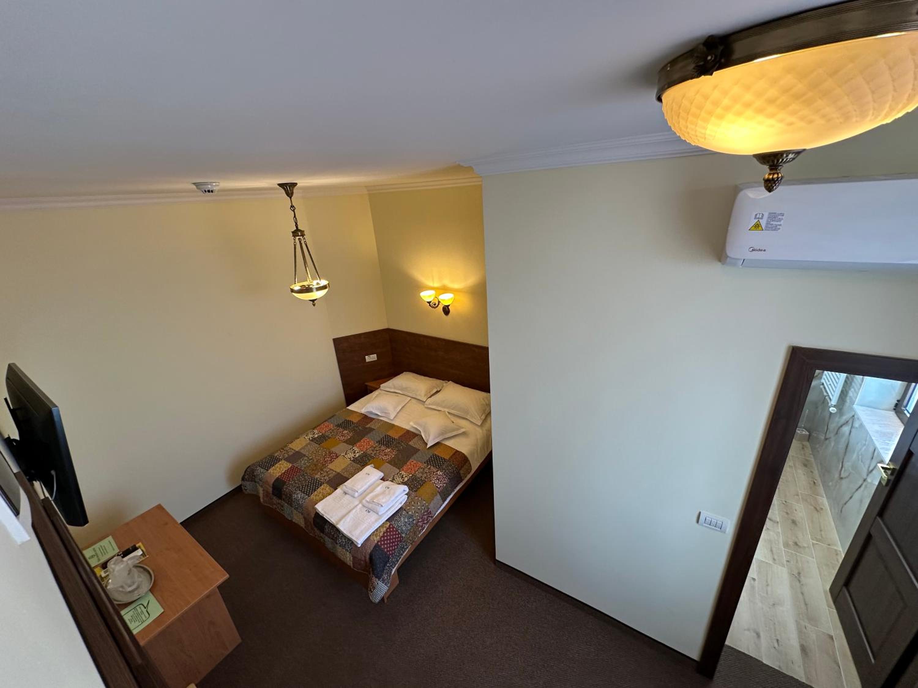 Deluxe Double Room - Photo 1