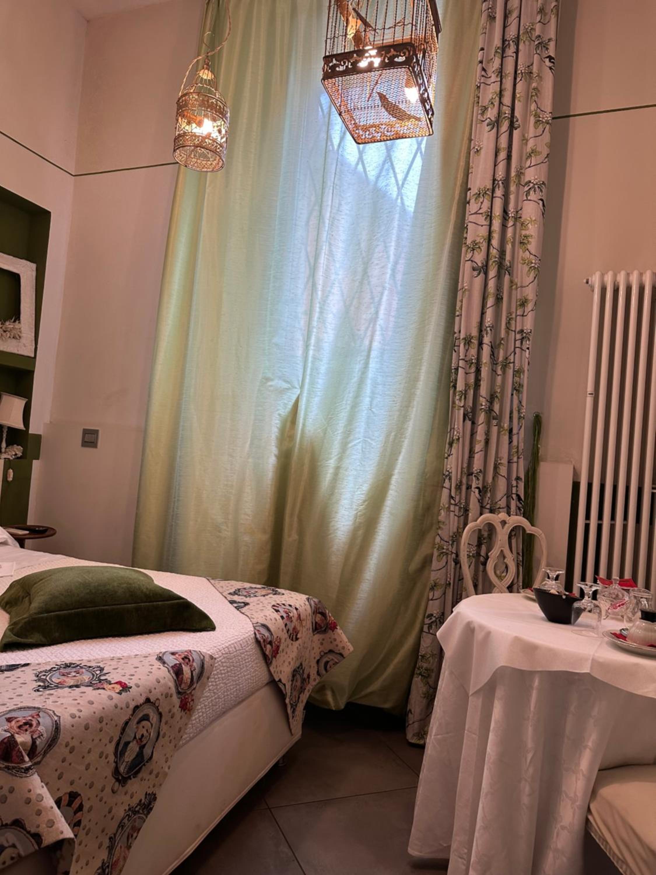 Small Double Room - Photo 1