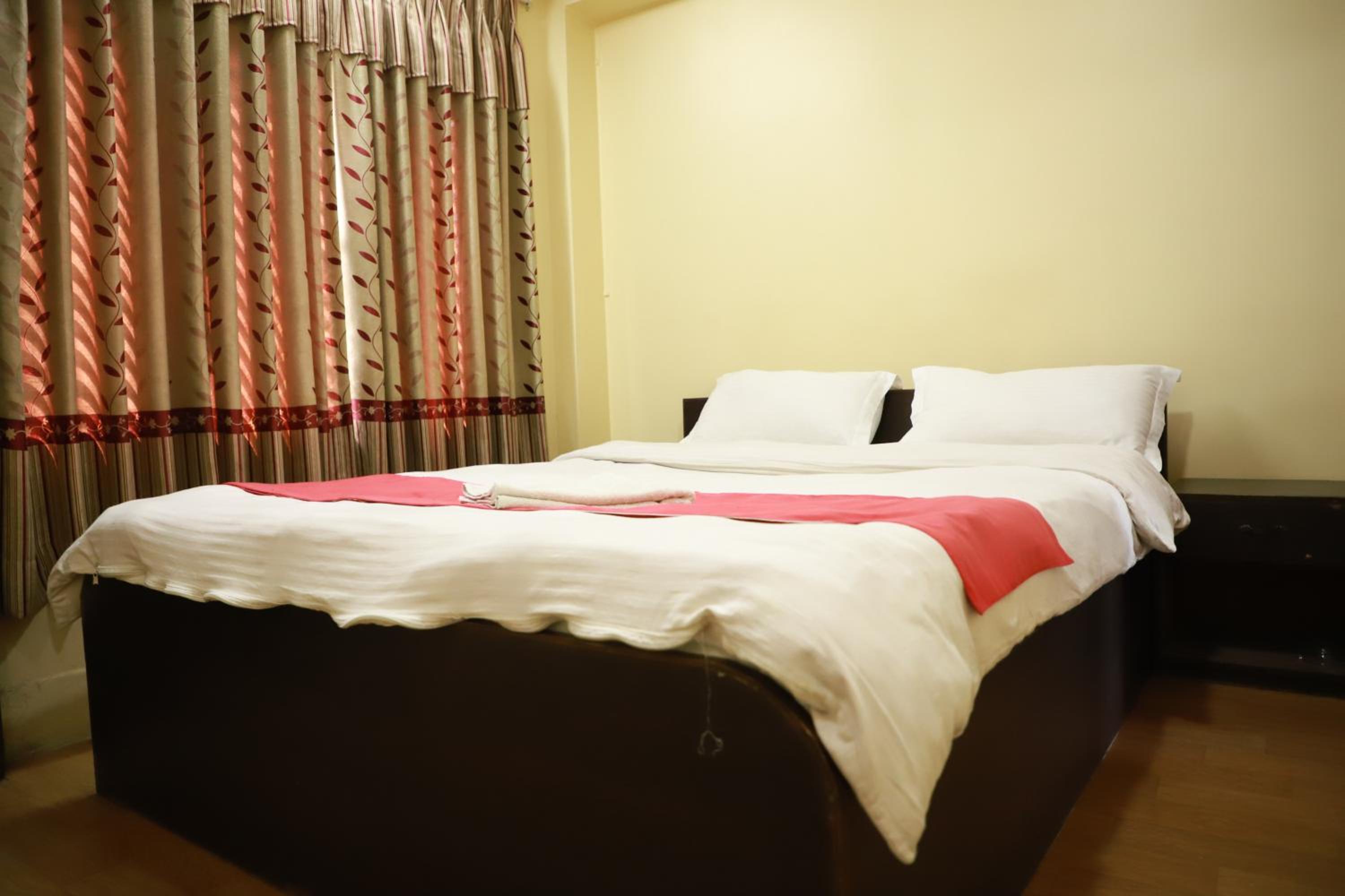 Deluxe Single Room