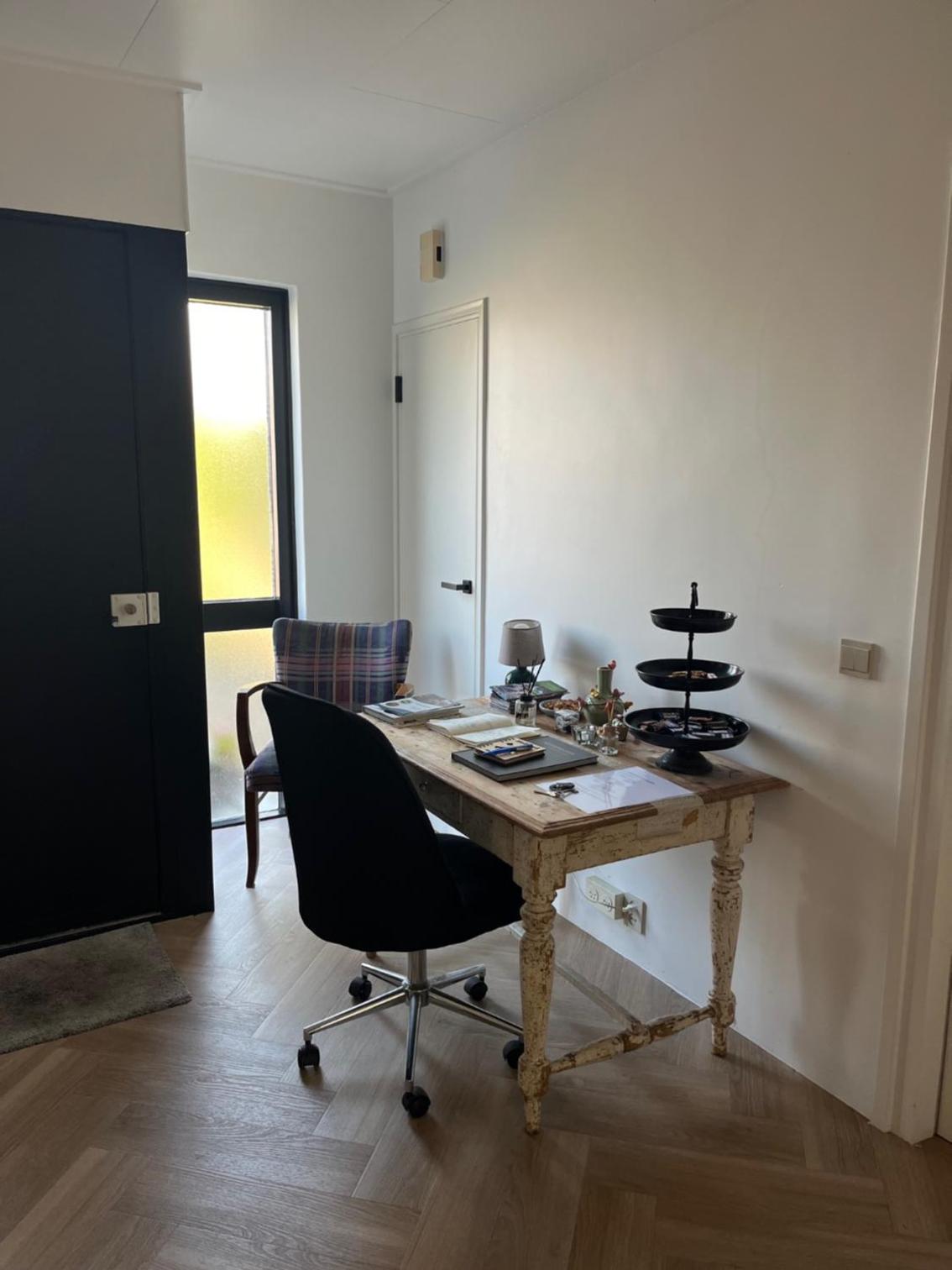 Standard Double Room - Photo 8