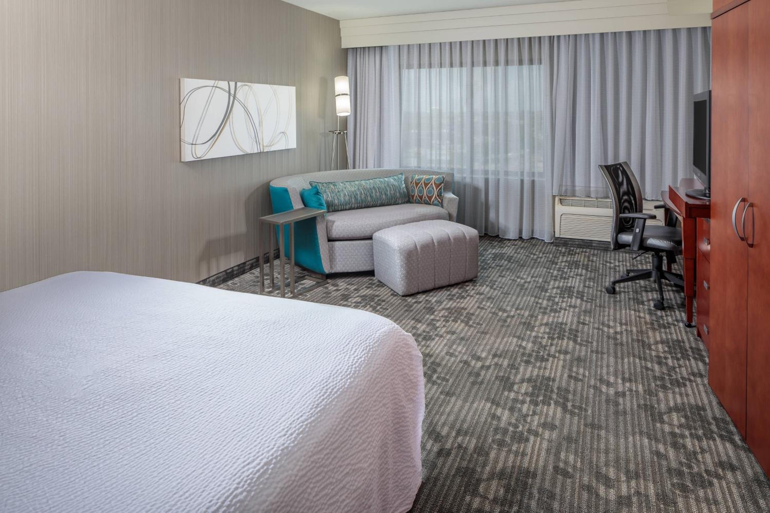 King Room with Sofa Bed
