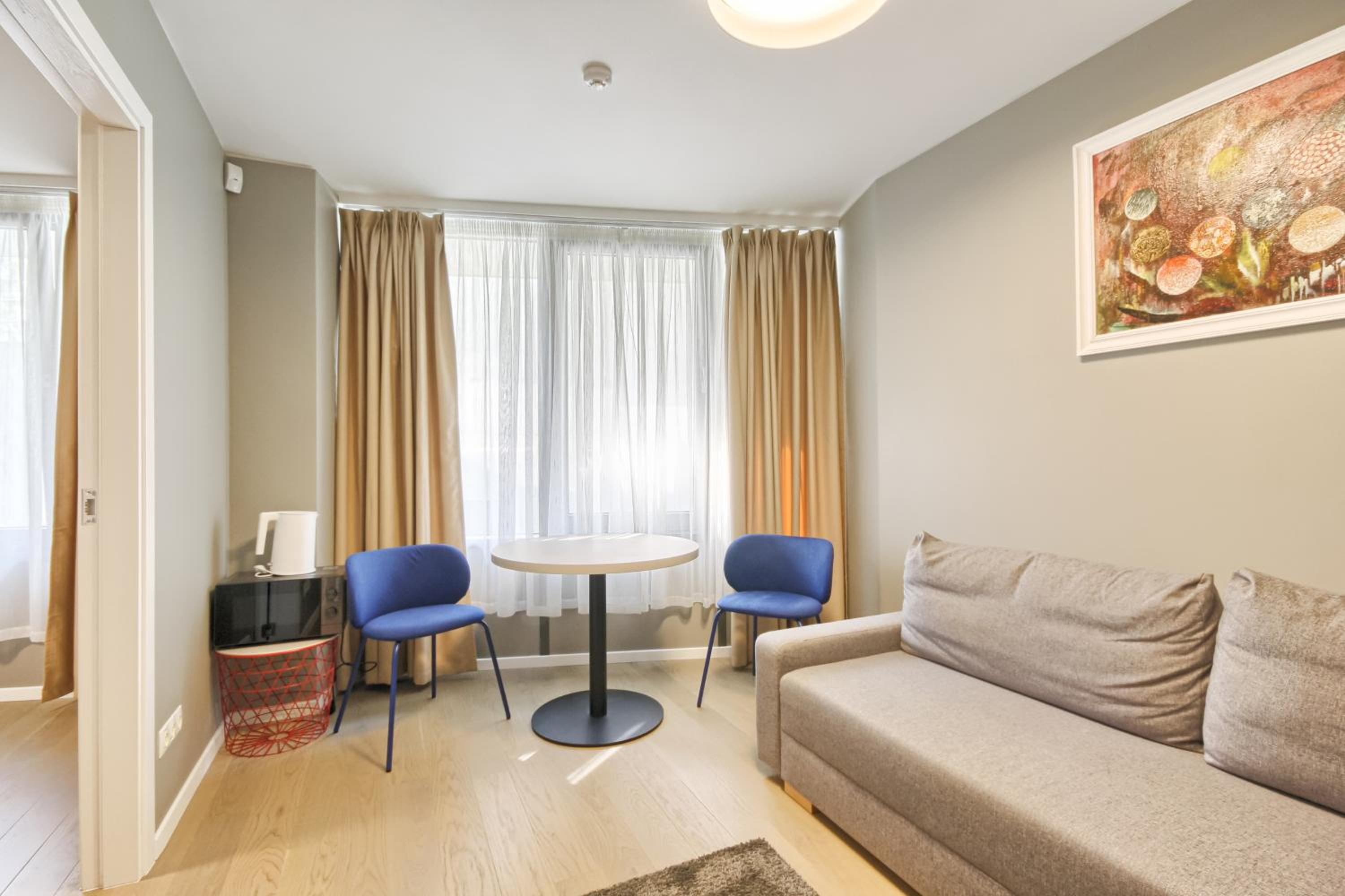 Studio Apartment photo 3