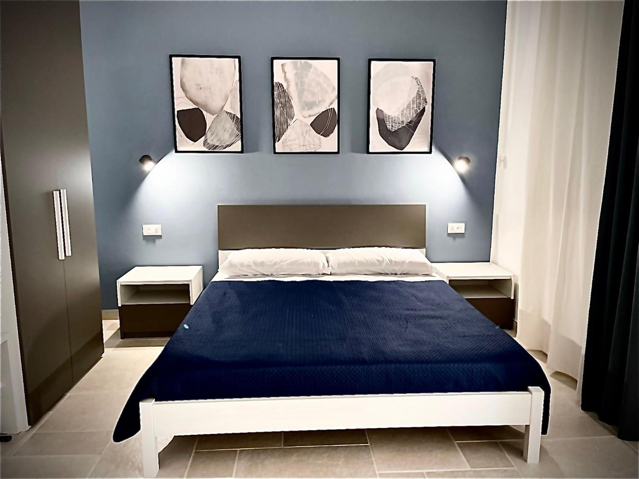 Deluxe Suite with Spa Bath