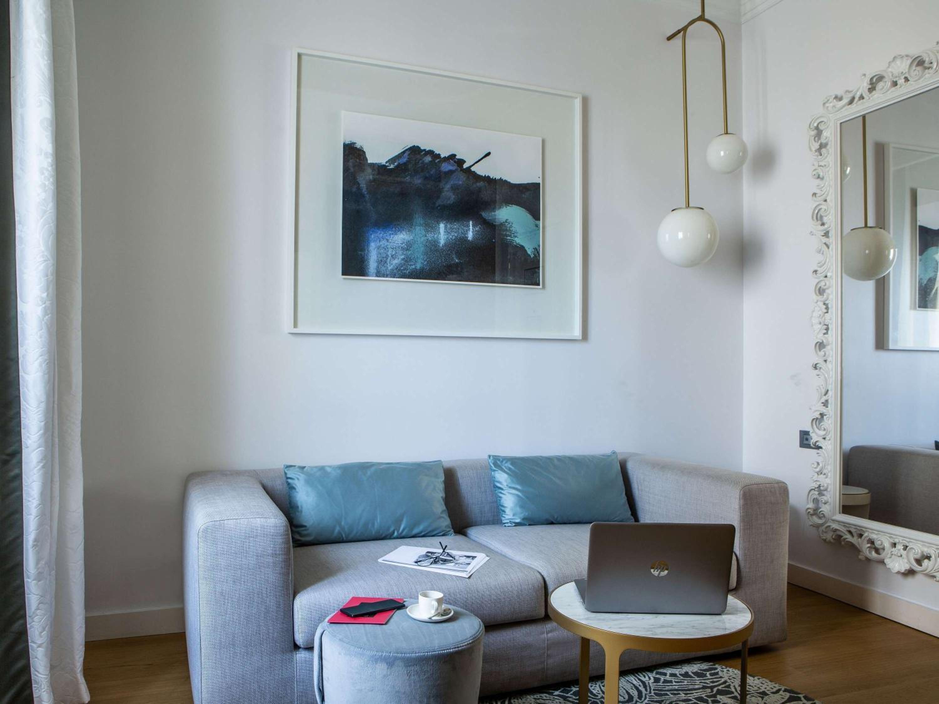 Junior Suite Room