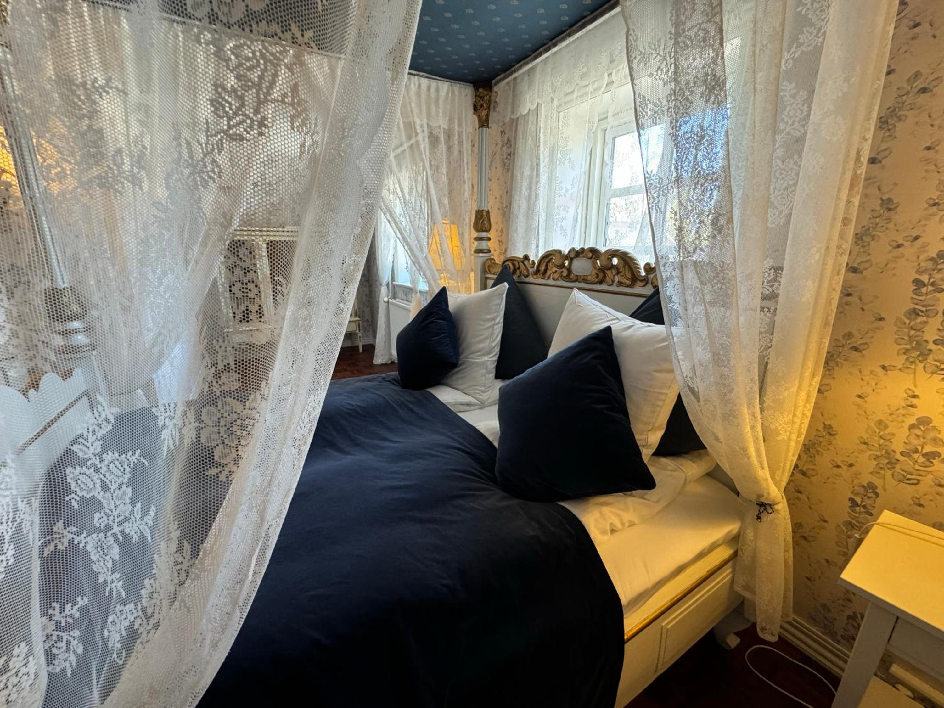 Suite with Terrace - Photo 7