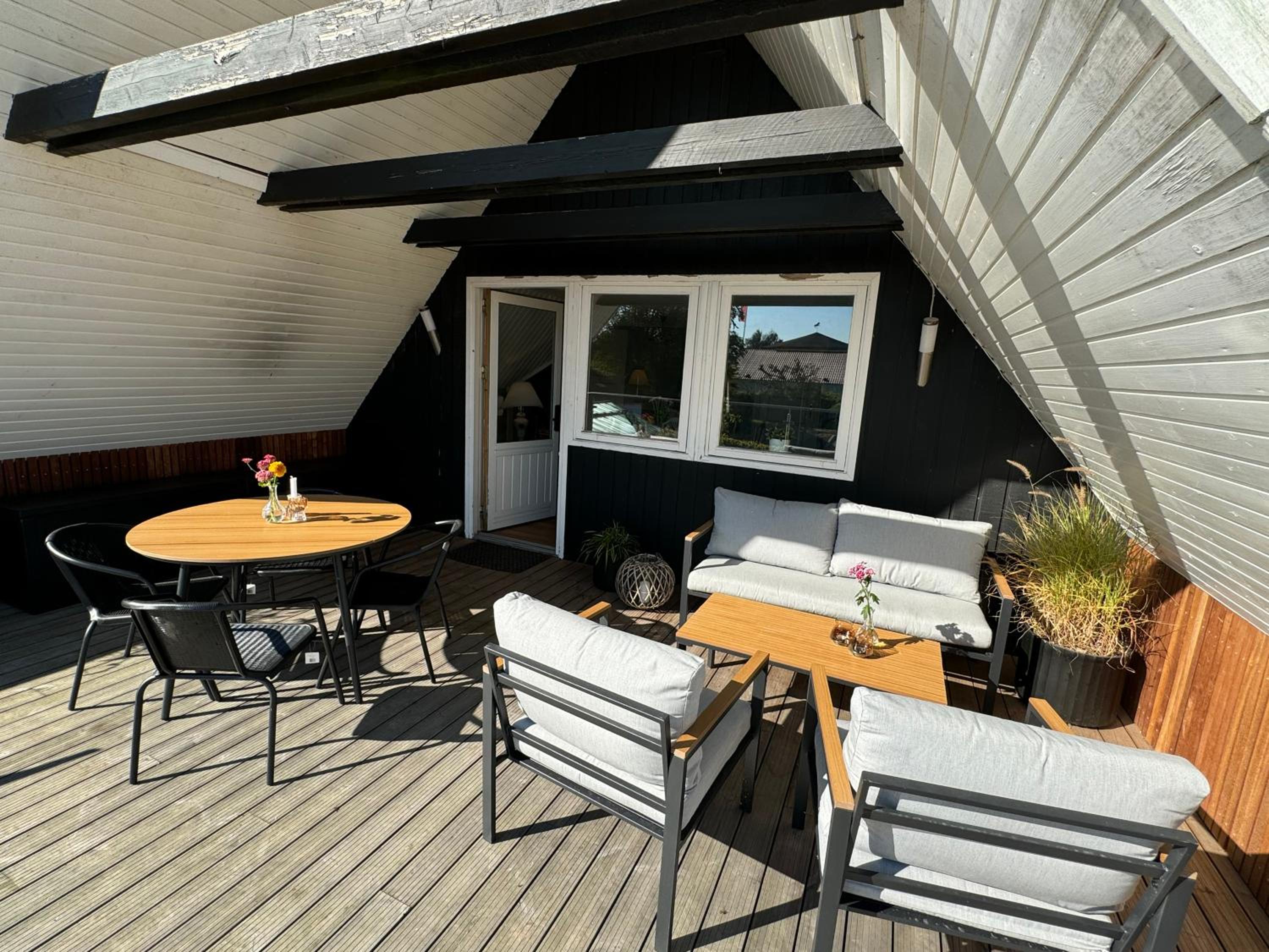Suite with Terrace - Photo 9