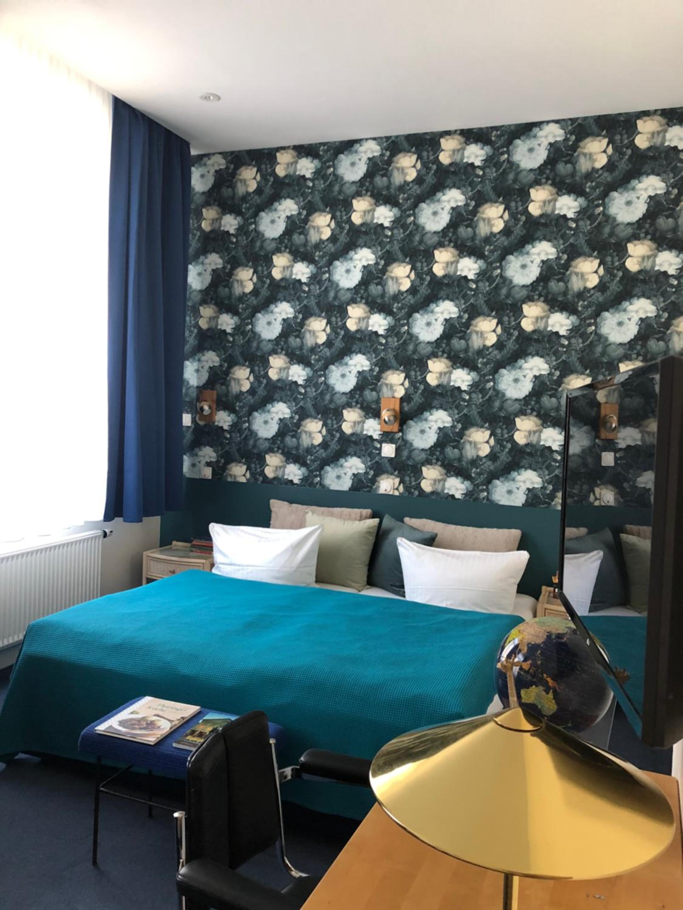 Large Double Room photo 3