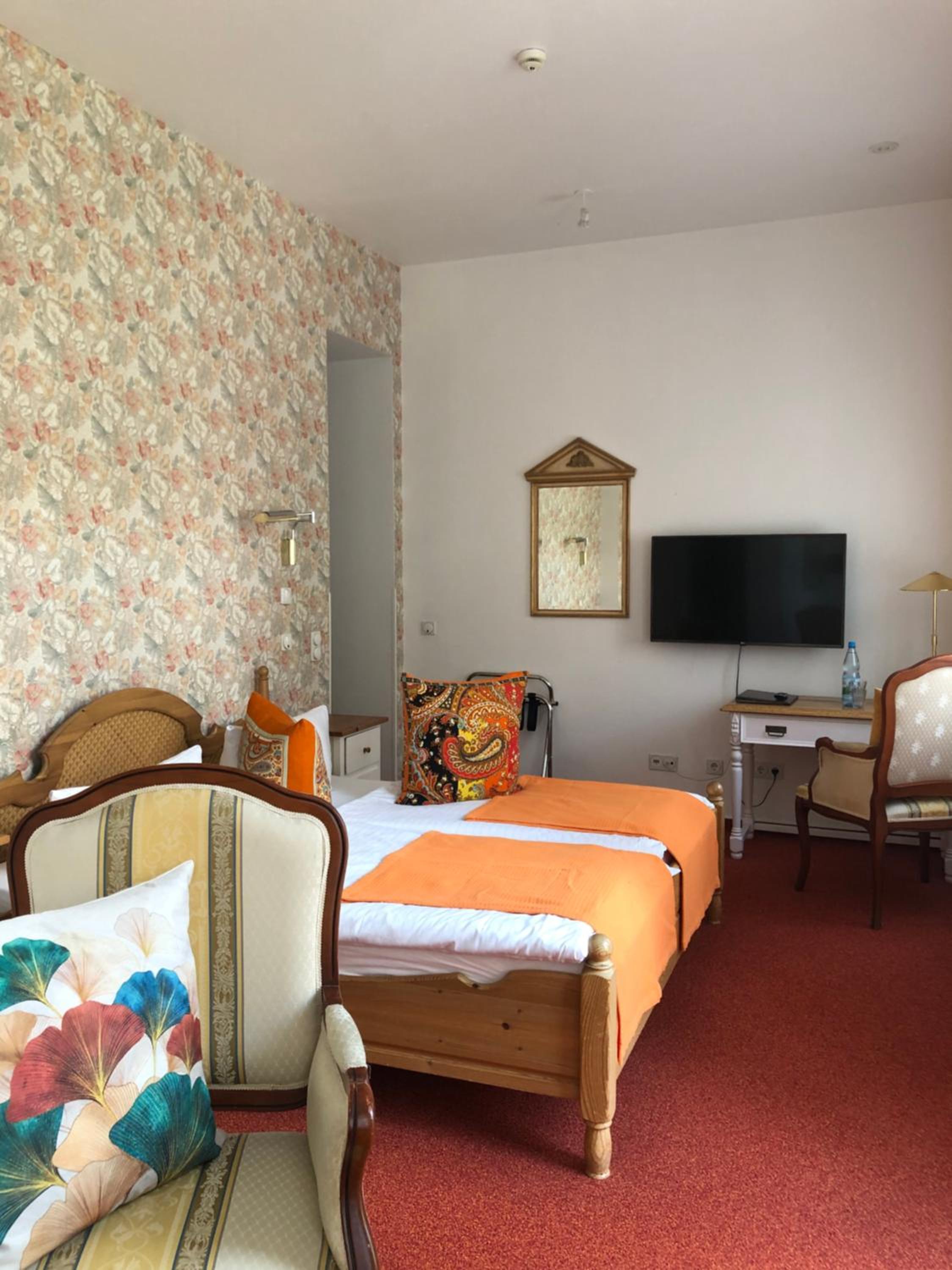 Junior Suite with Balcony photo 2