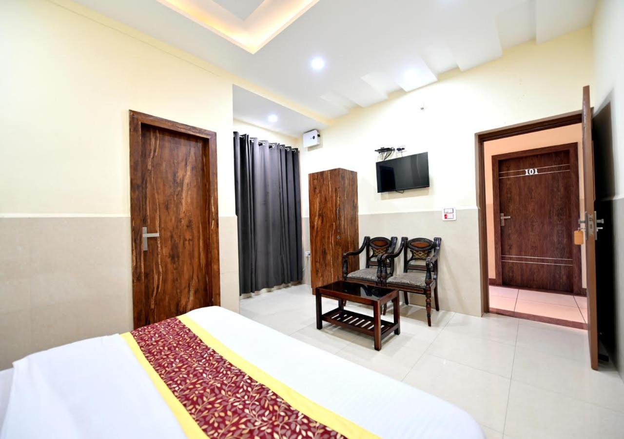 Deluxe Double Room - Photo 3