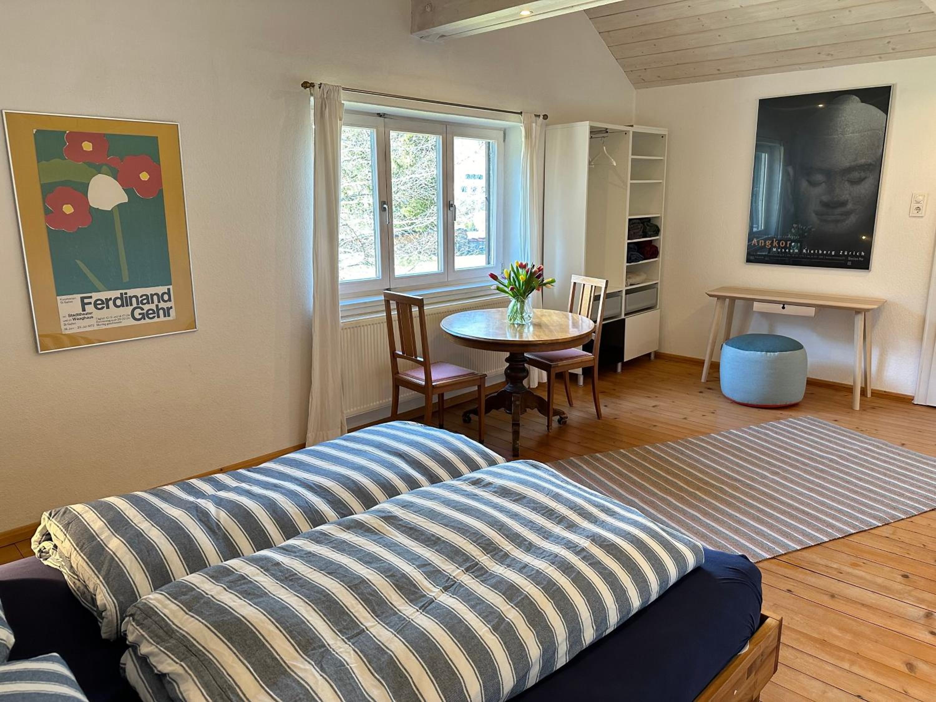 Three-Bedroom House photo 2