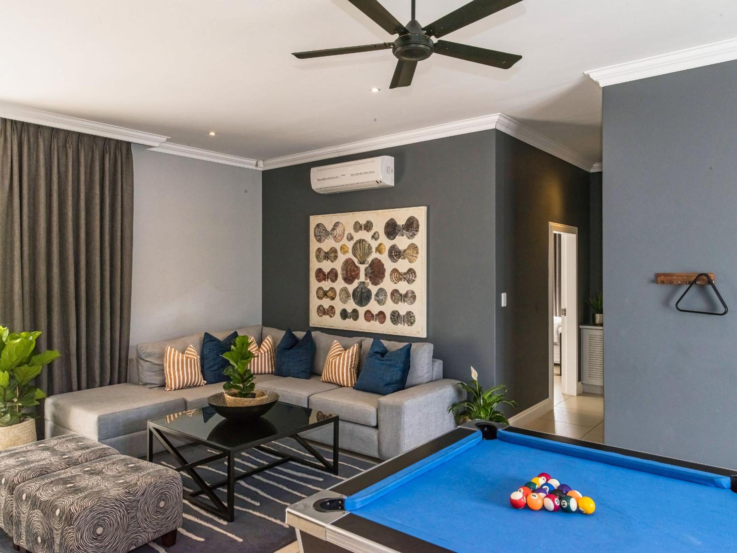 Two-Bedroom Villa photo 2