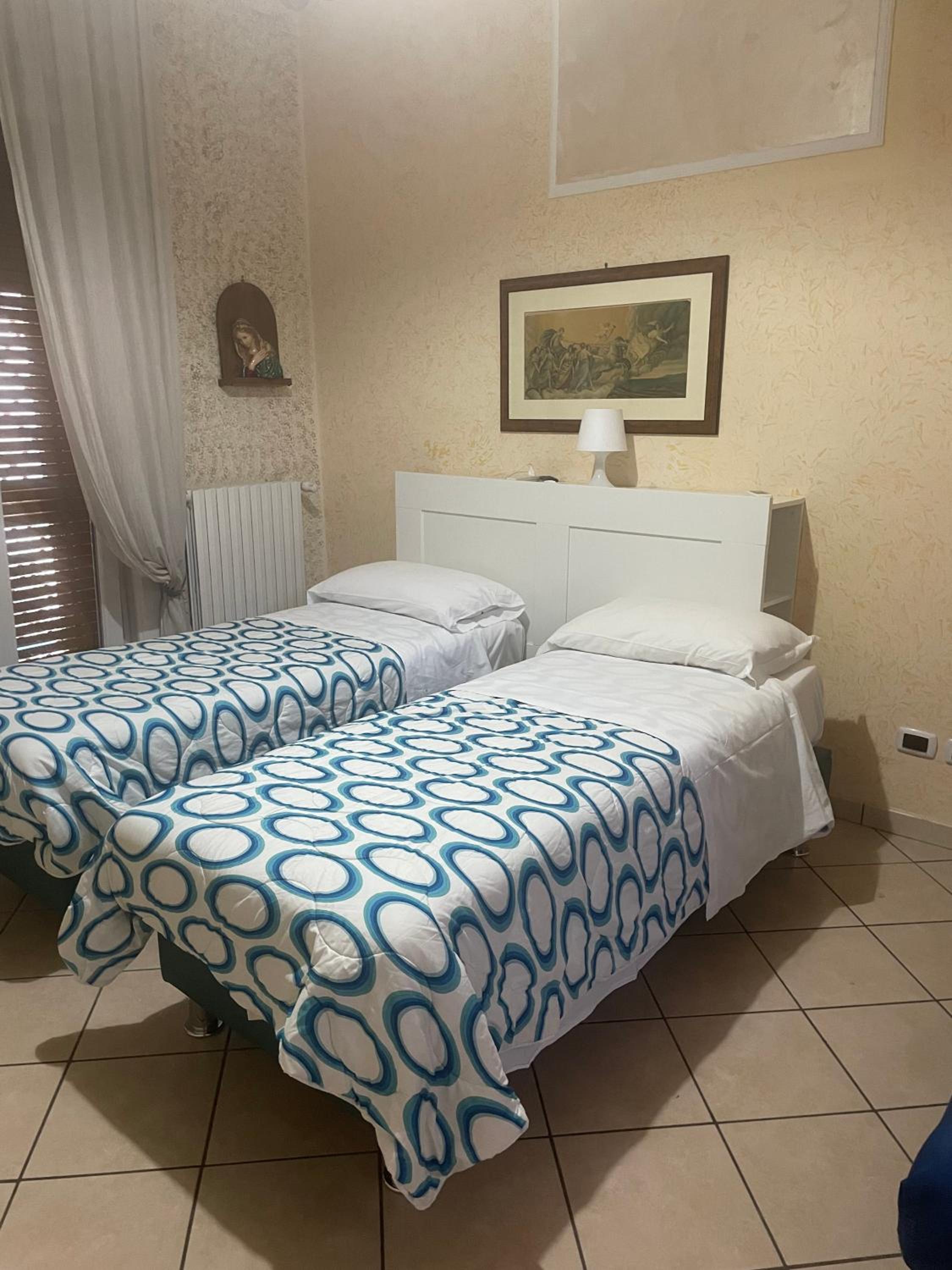 Double or Twin Room with Bathroom photo 2