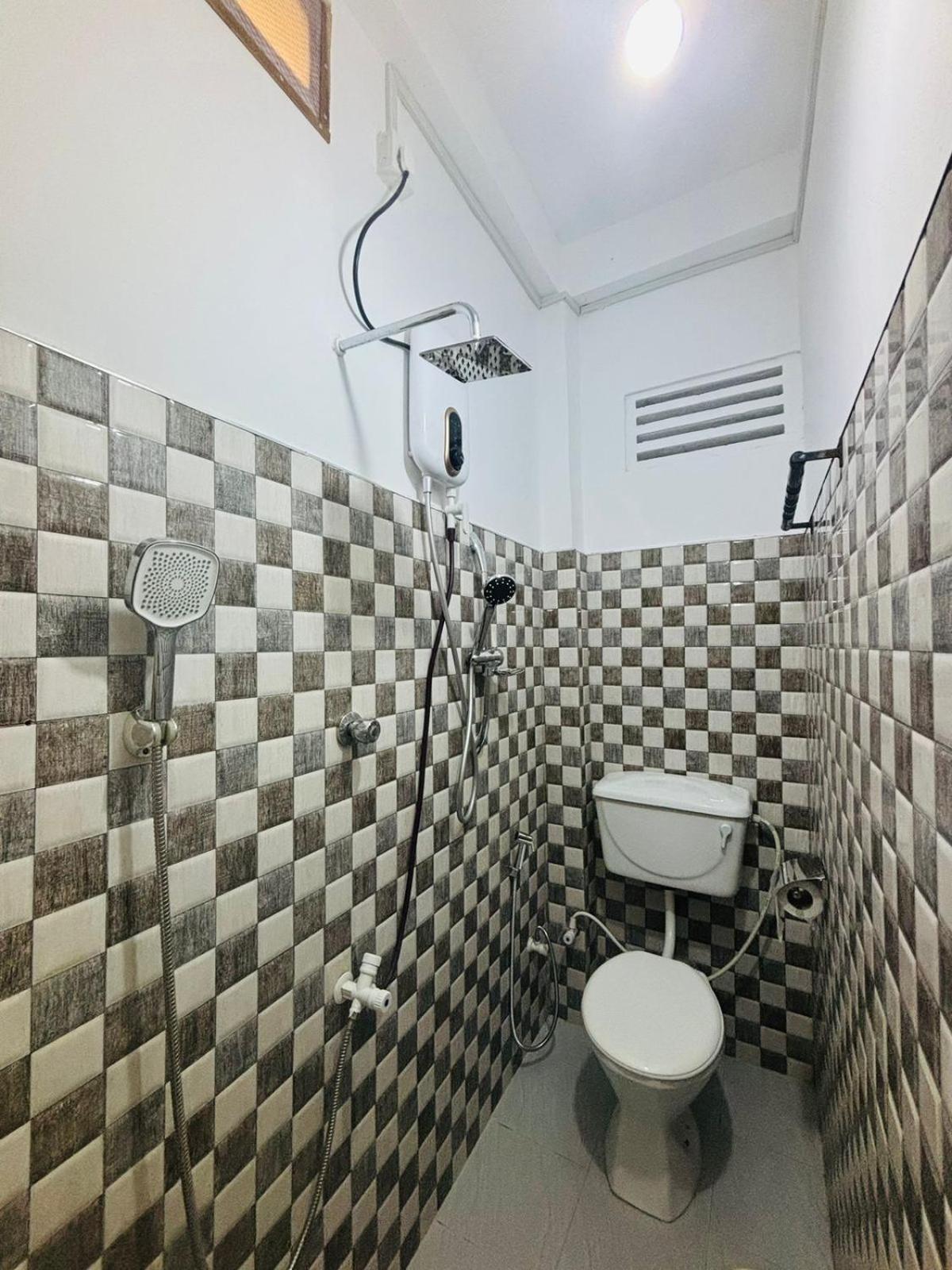 Double Room with Private Bathroom photo 2