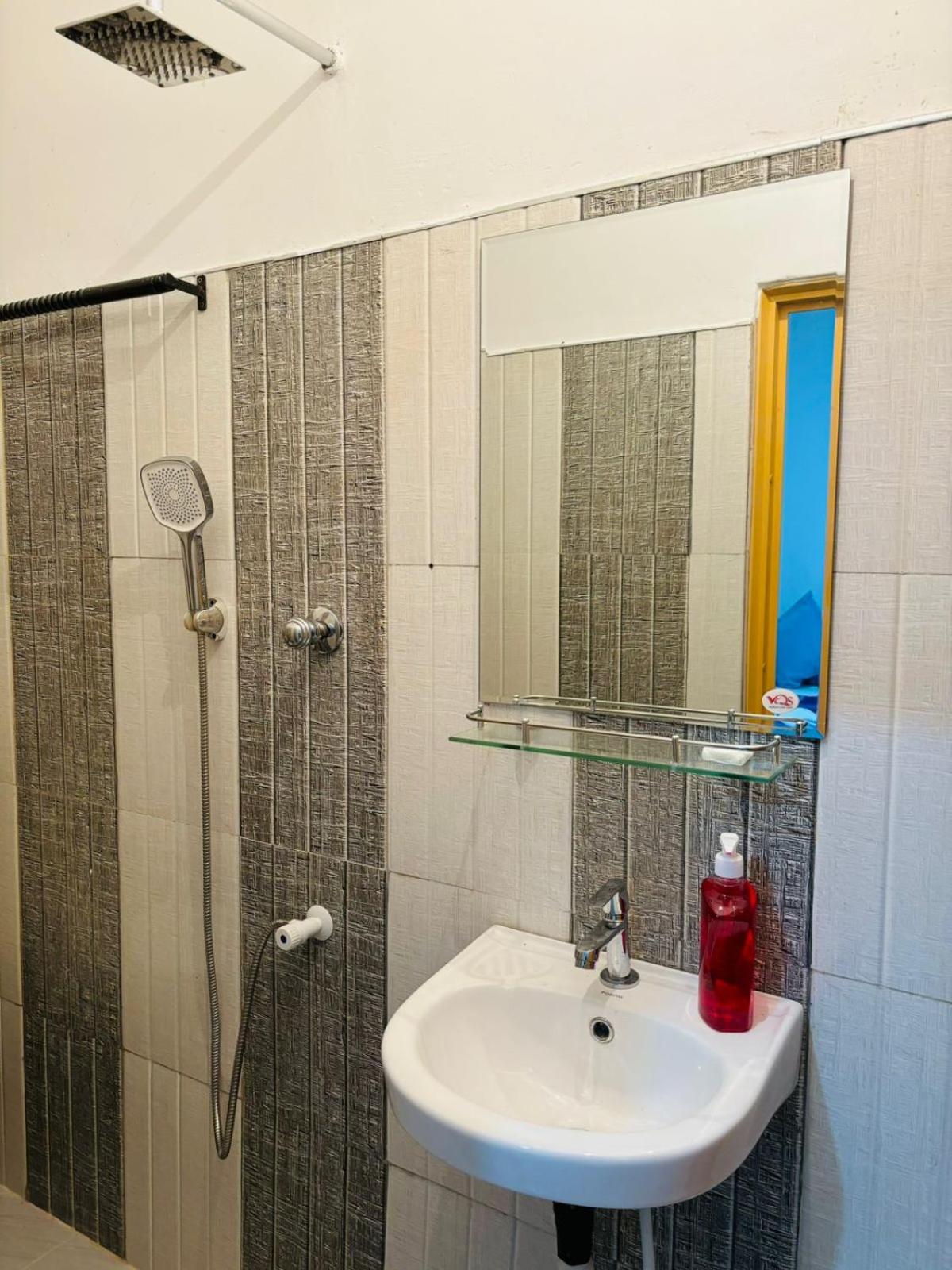 Standard Double Room with Fan photo 1