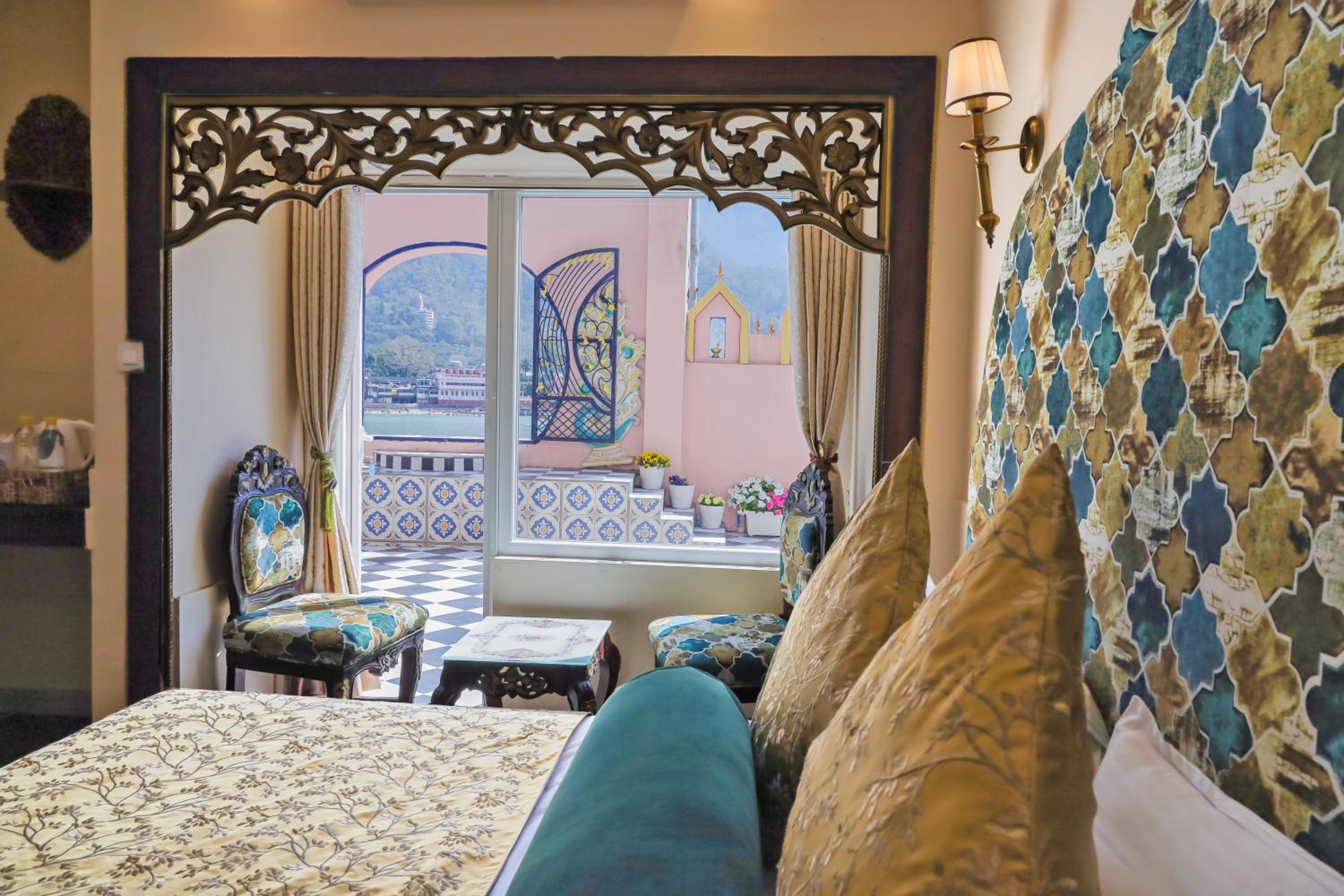Deluxe Double Room With Complimentary Hi Tea and Mini-bar - Photo 1