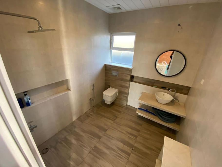 One-Bedroom House photo 2