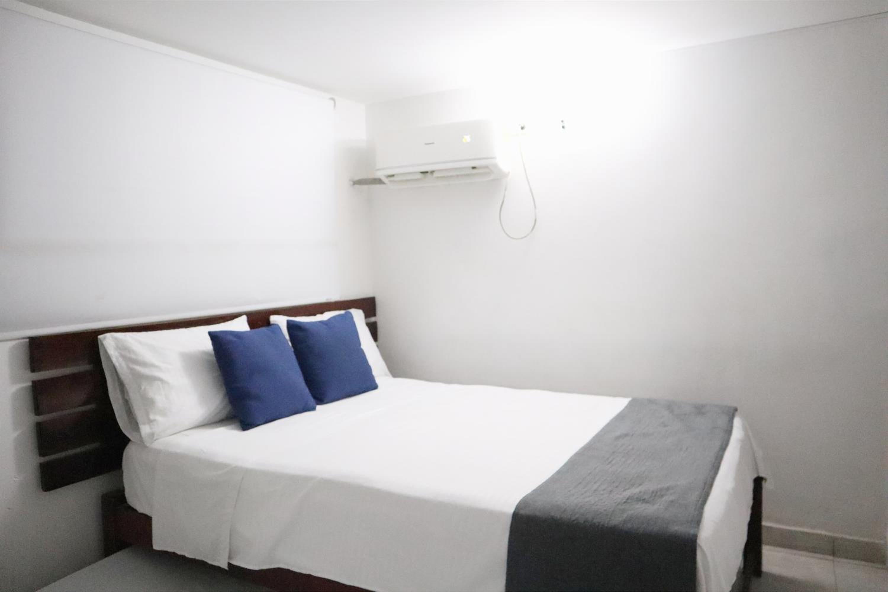 Double or Twin Room with Extra Bed photo 1