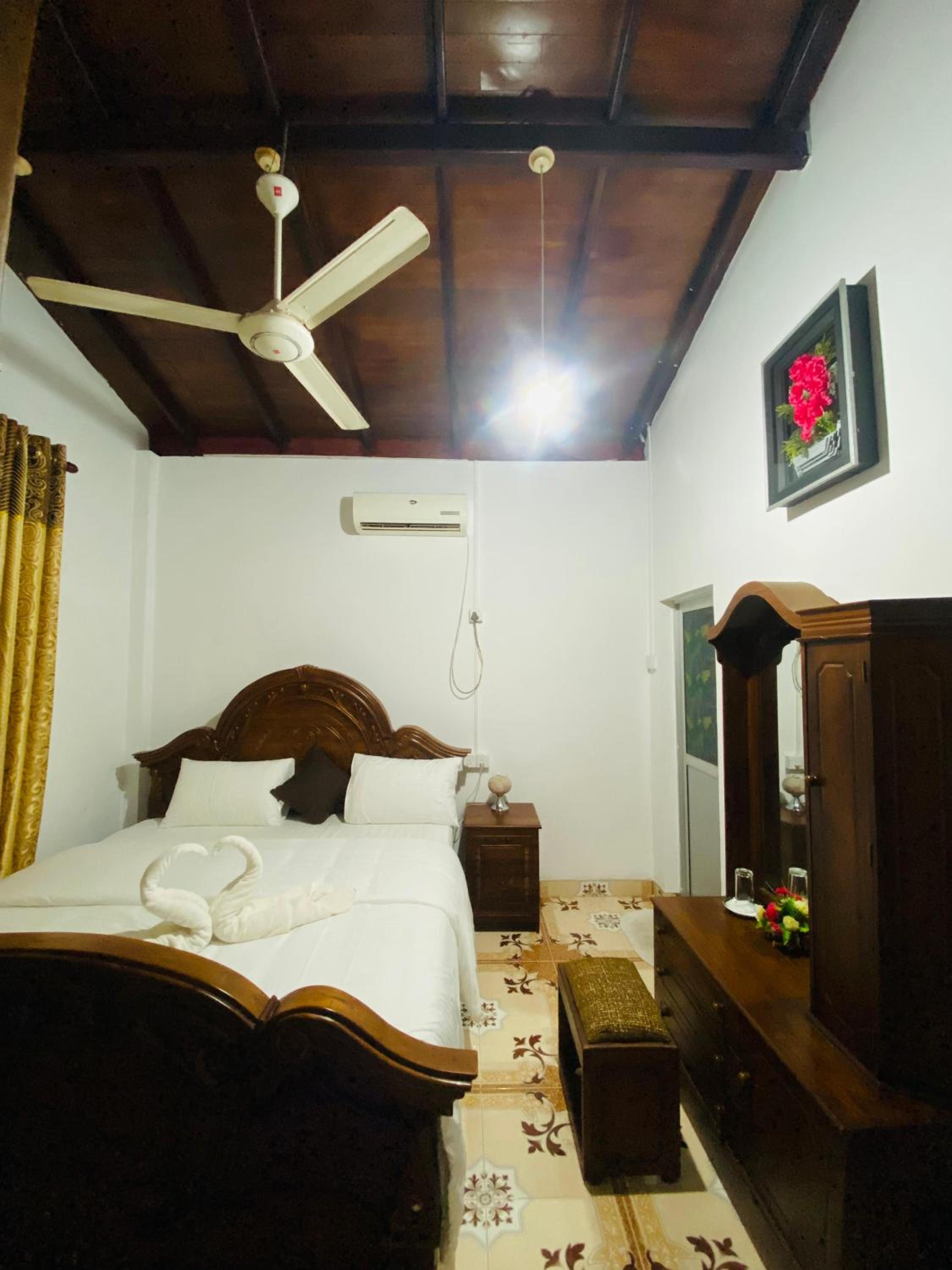 Double Or Twin Room photo 1