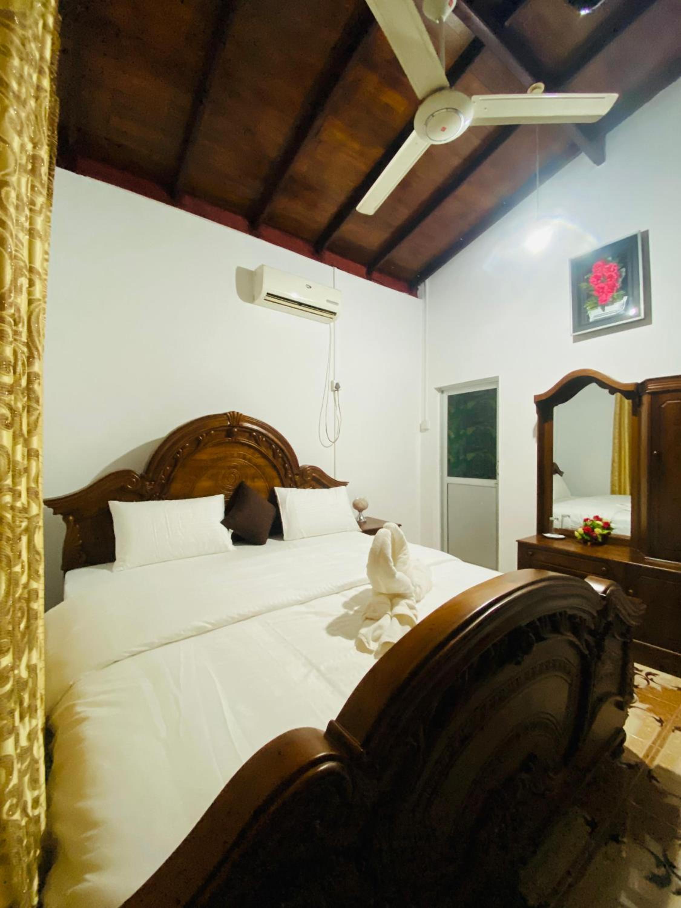 Double Or Twin Room photo 2