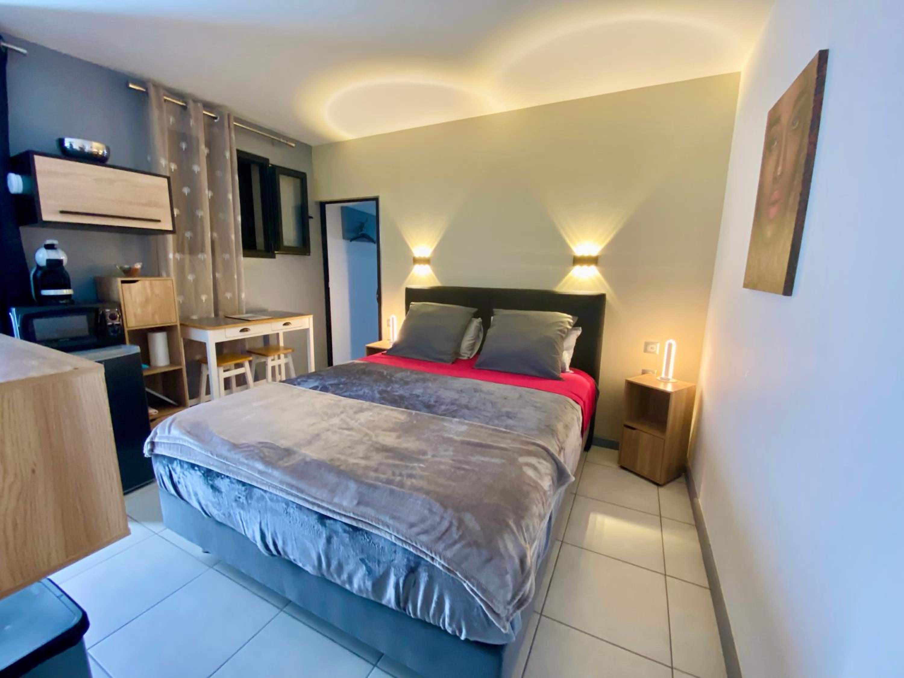 Deluxe Double Room photo 2