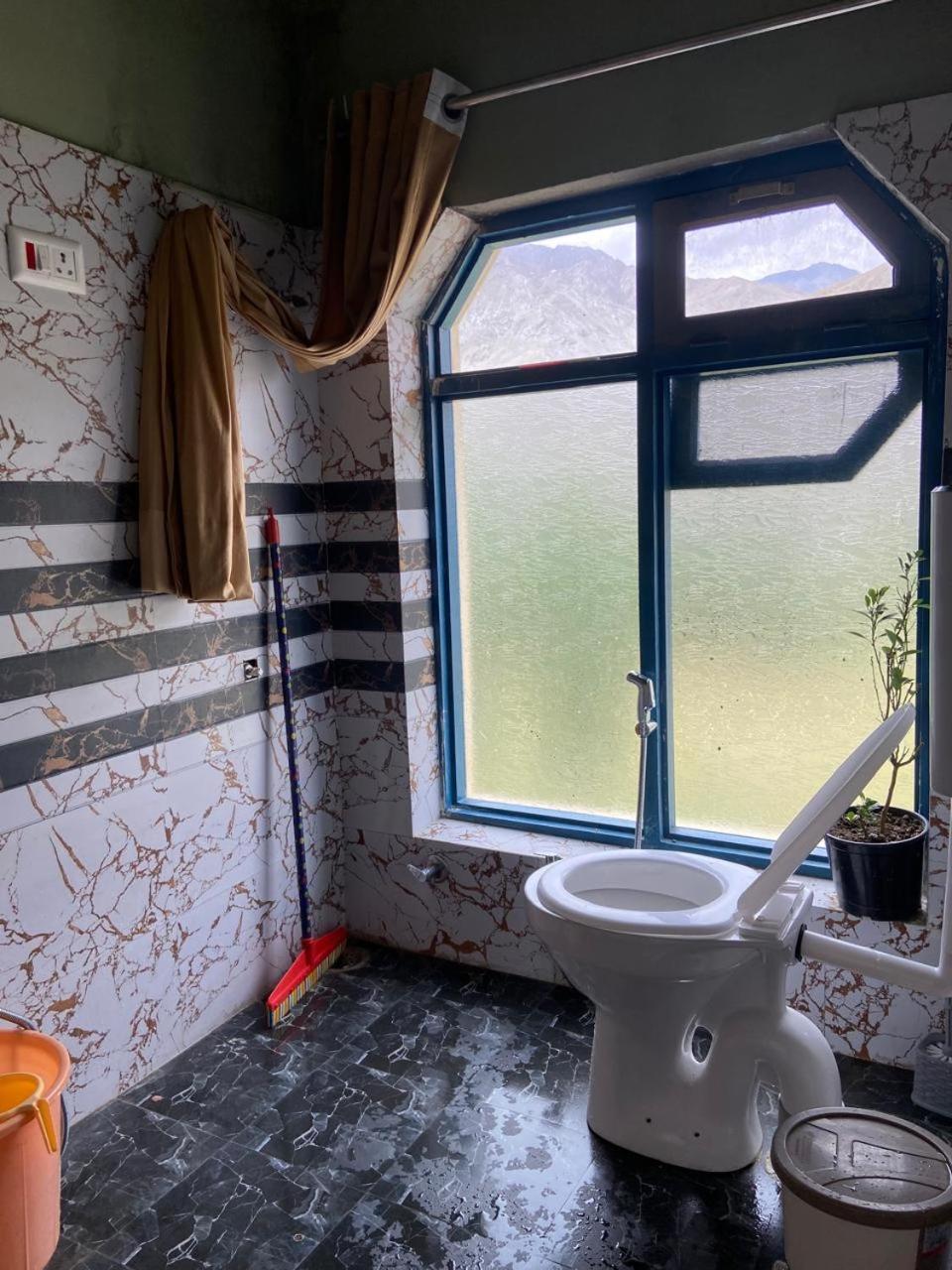 Double Room With Private Bathroom photo 3