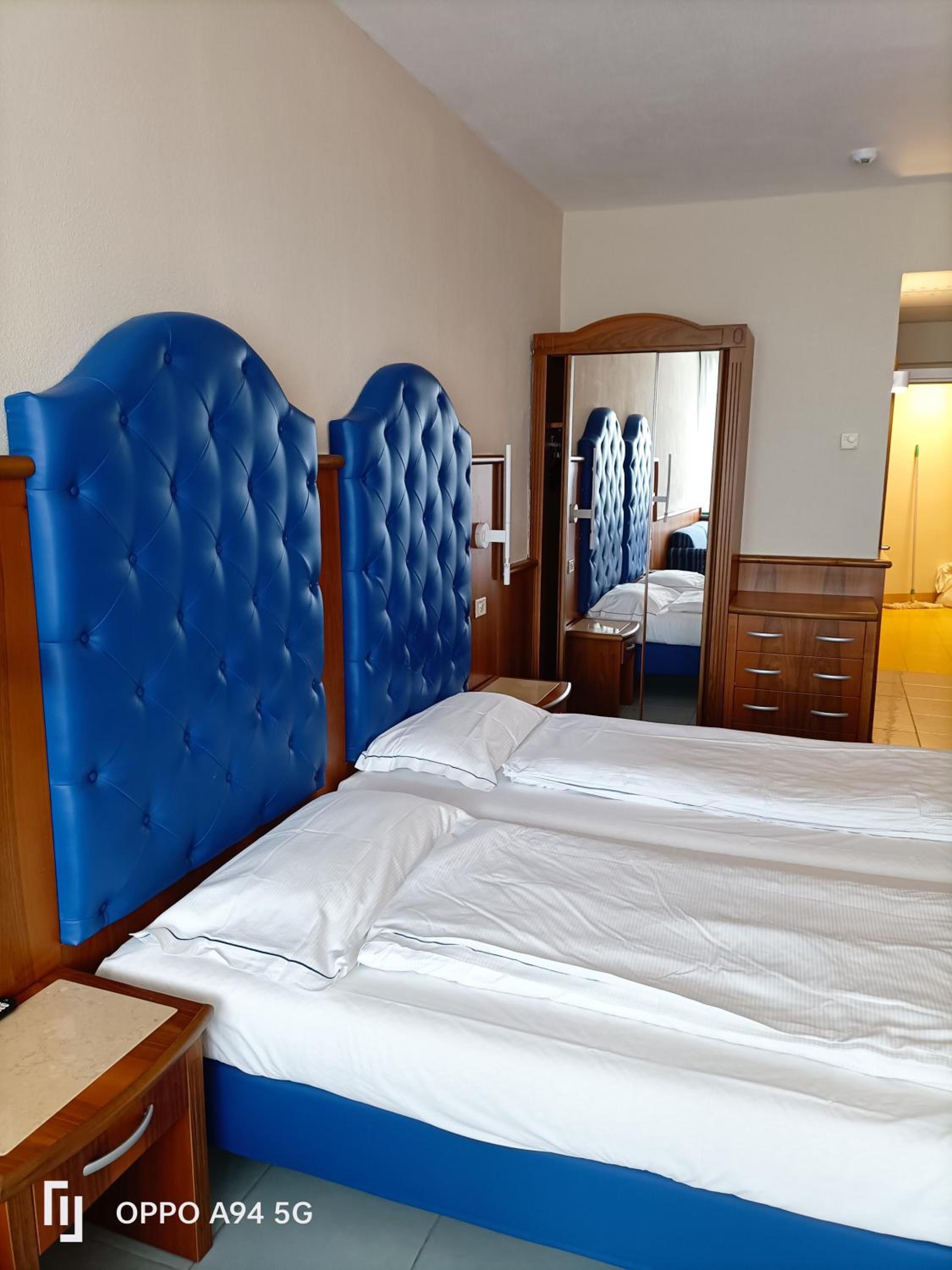 Comfort Twin Room