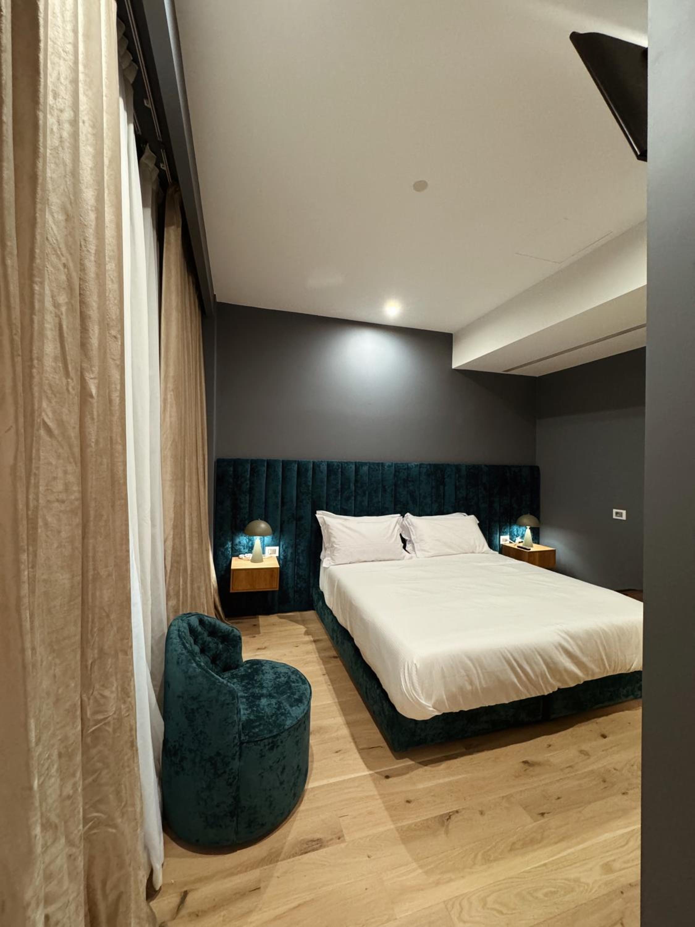 Superior King Room photo 1
