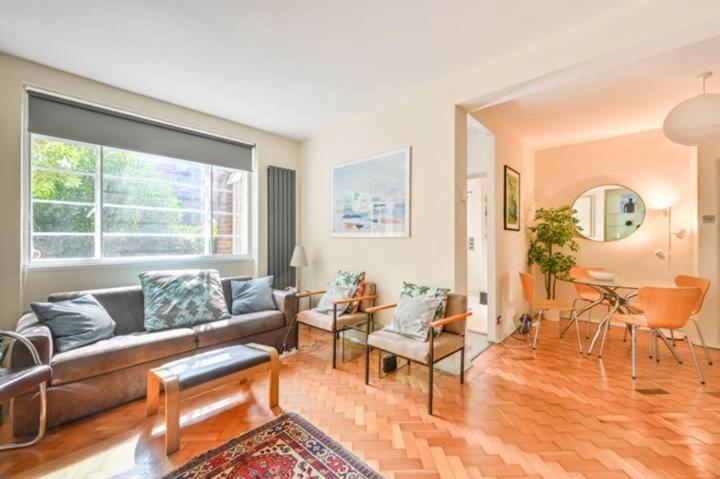 Two-Bedroom Apartment photo 1