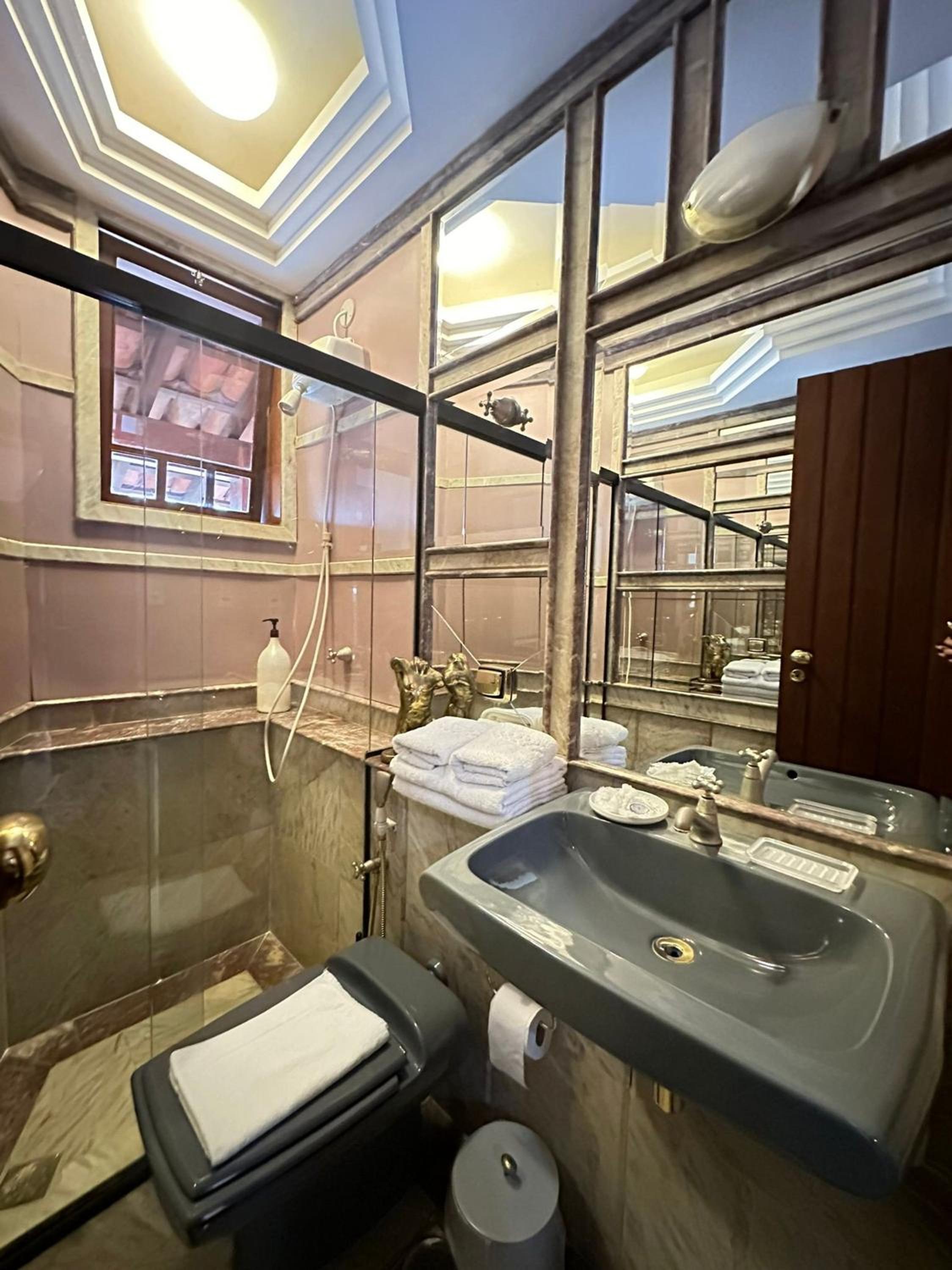 Standard Apartment - Photo 32