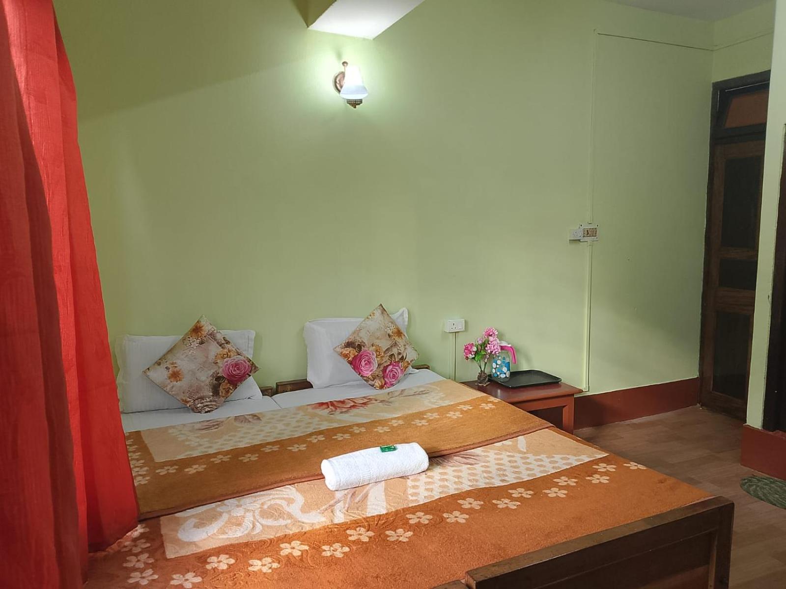 Budget Double Room photo 1