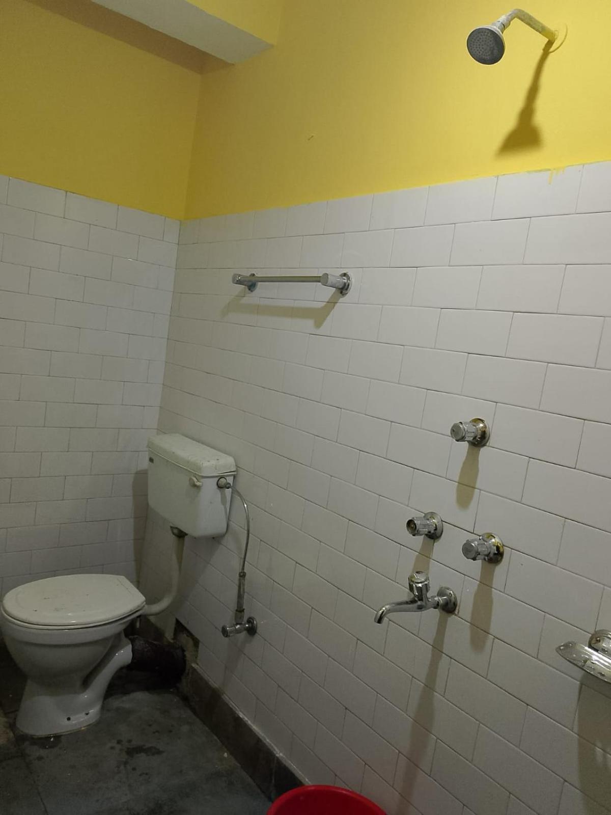 Budget Double Room photo 3