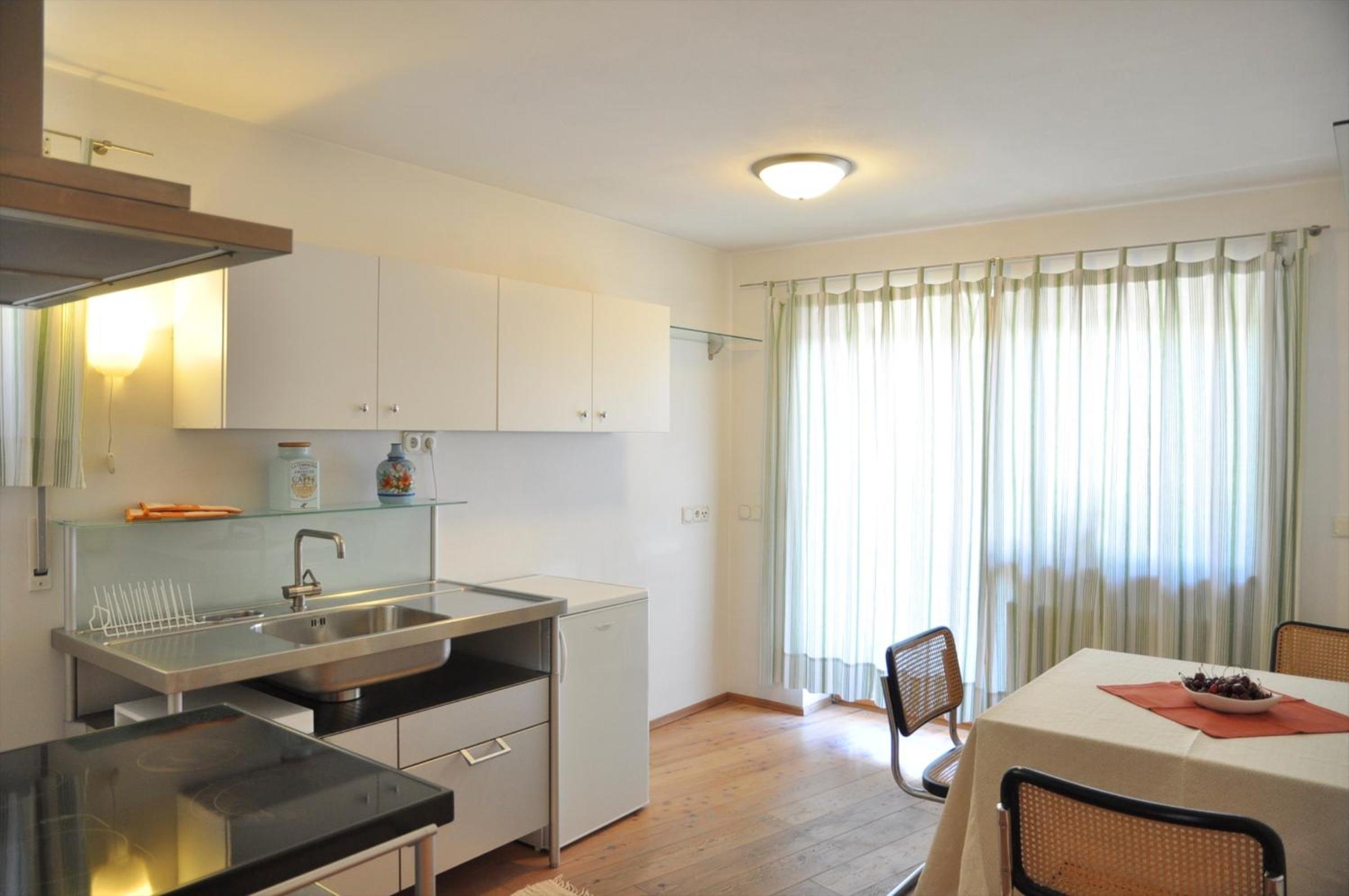 Standard One-Bedroom Apartment photo 2