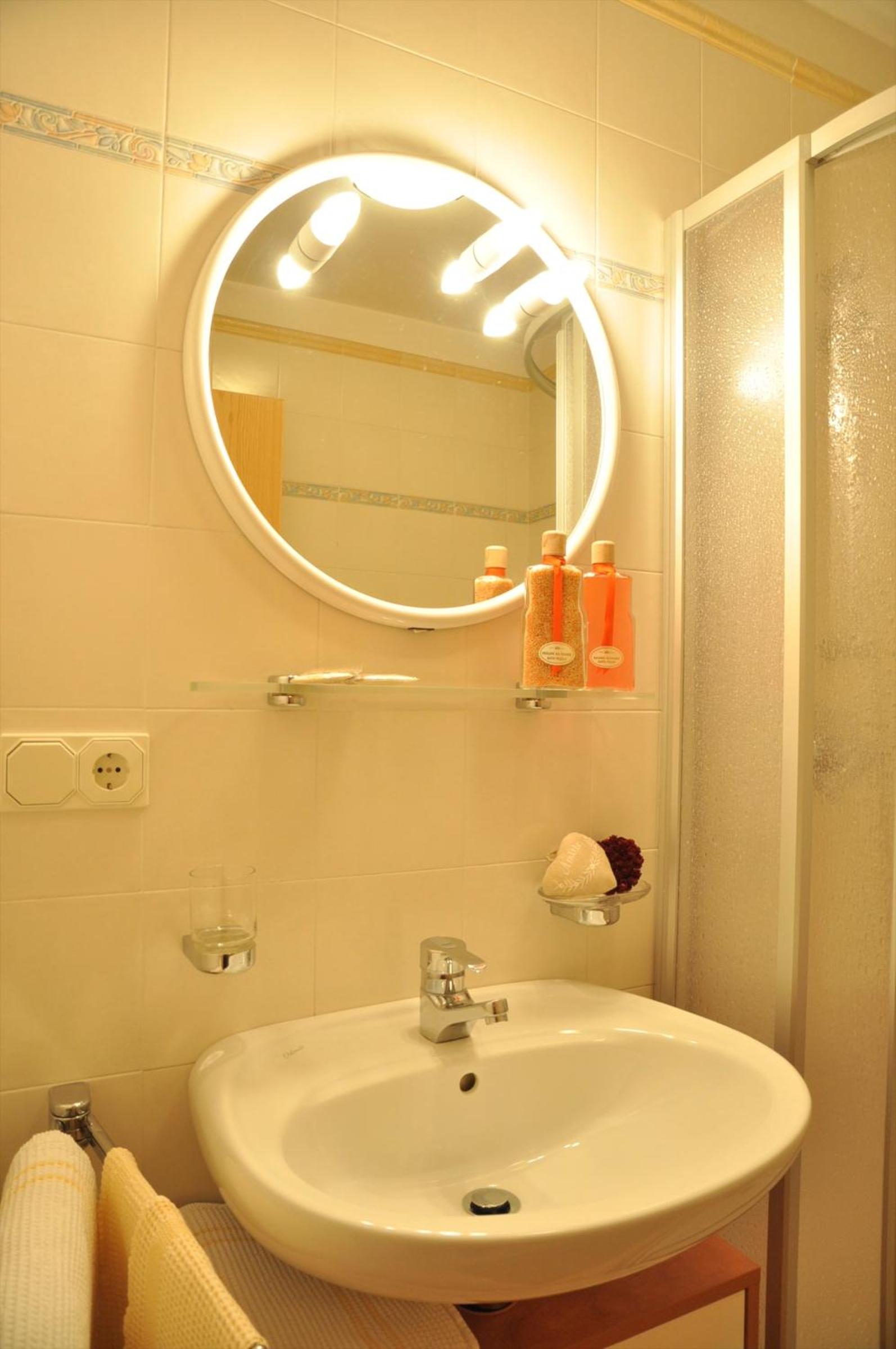 Superior Two-Bedroom Apartment photo 3