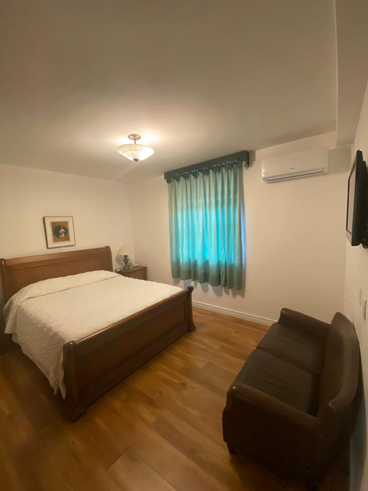Double Room - Photo 3