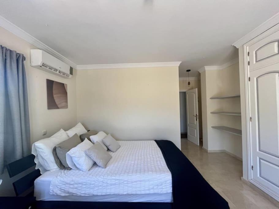 Casa de cuatro habitaciones