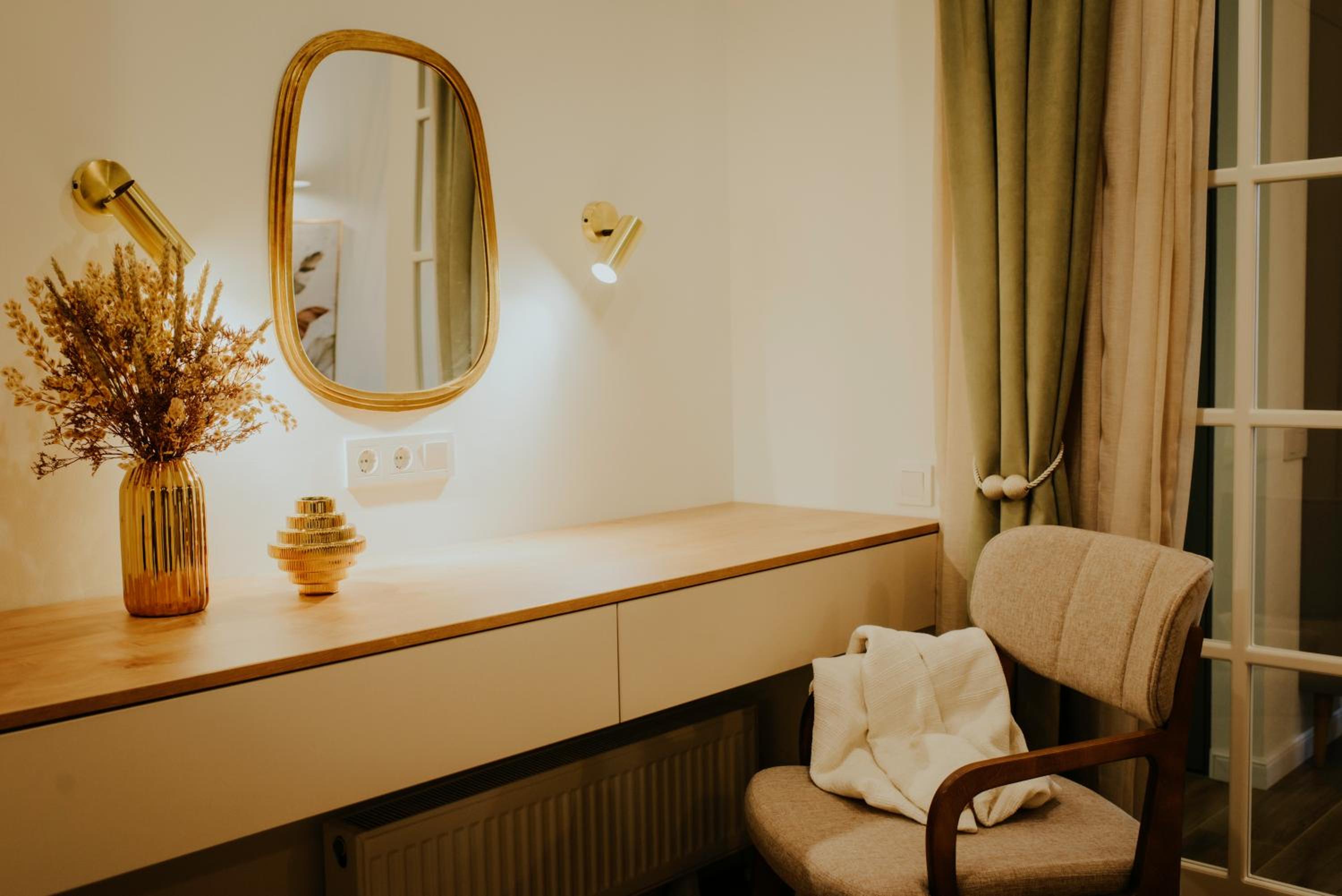 One-Bedroom Suite photo 2
