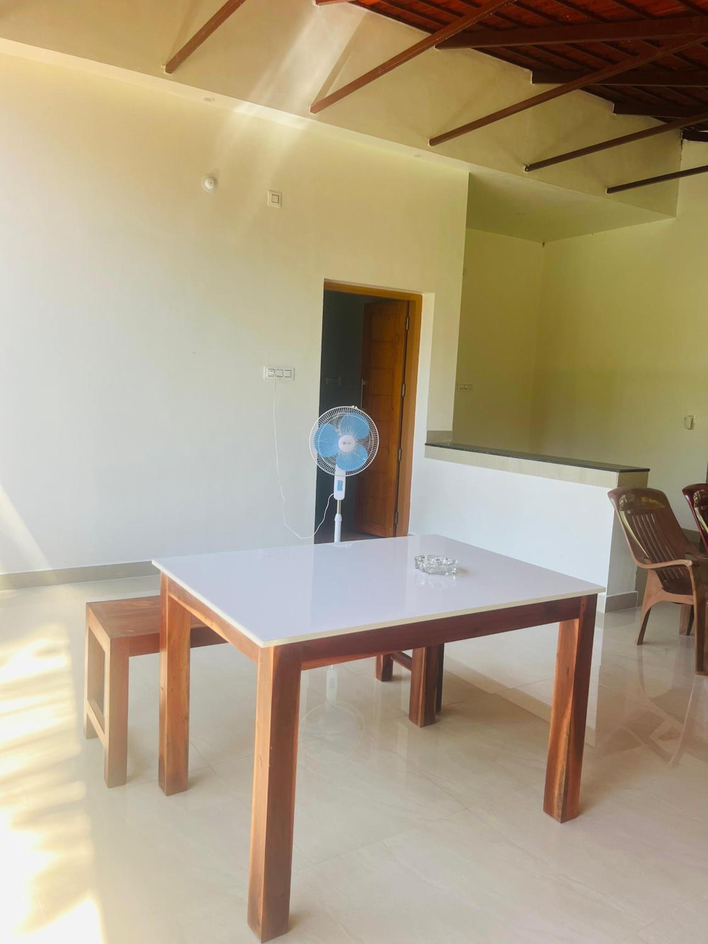 Deluxe Double Room (2 Adults + 1 Child) photo 3