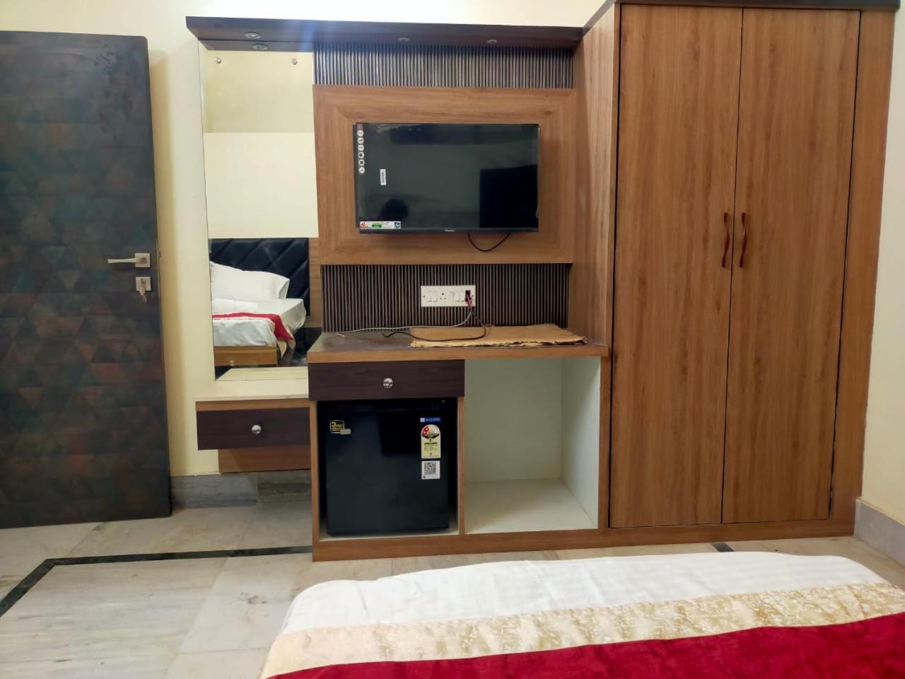 Deluxe Double Or Twin Room photo 3
