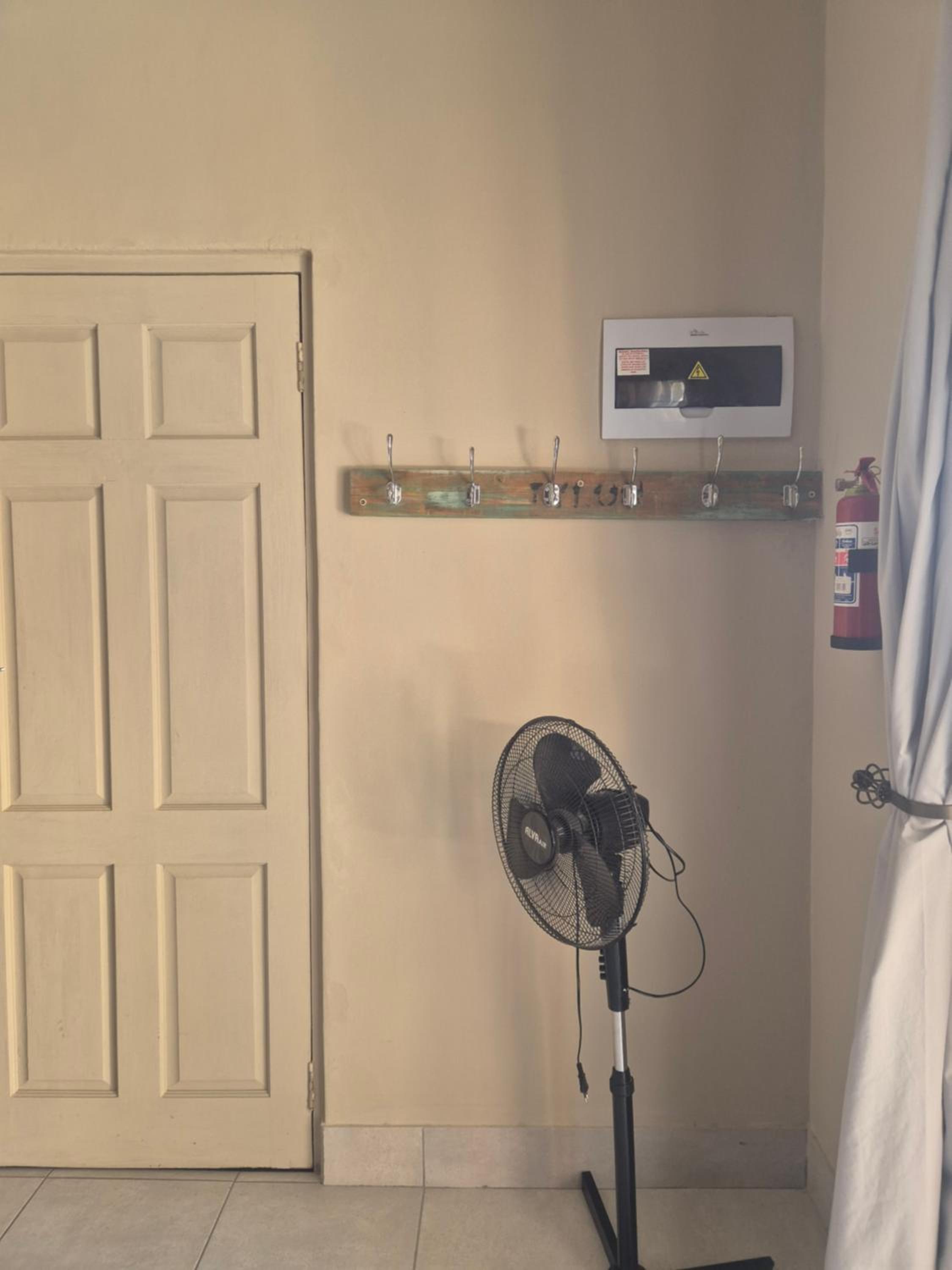 Standard King Room - Photo 1