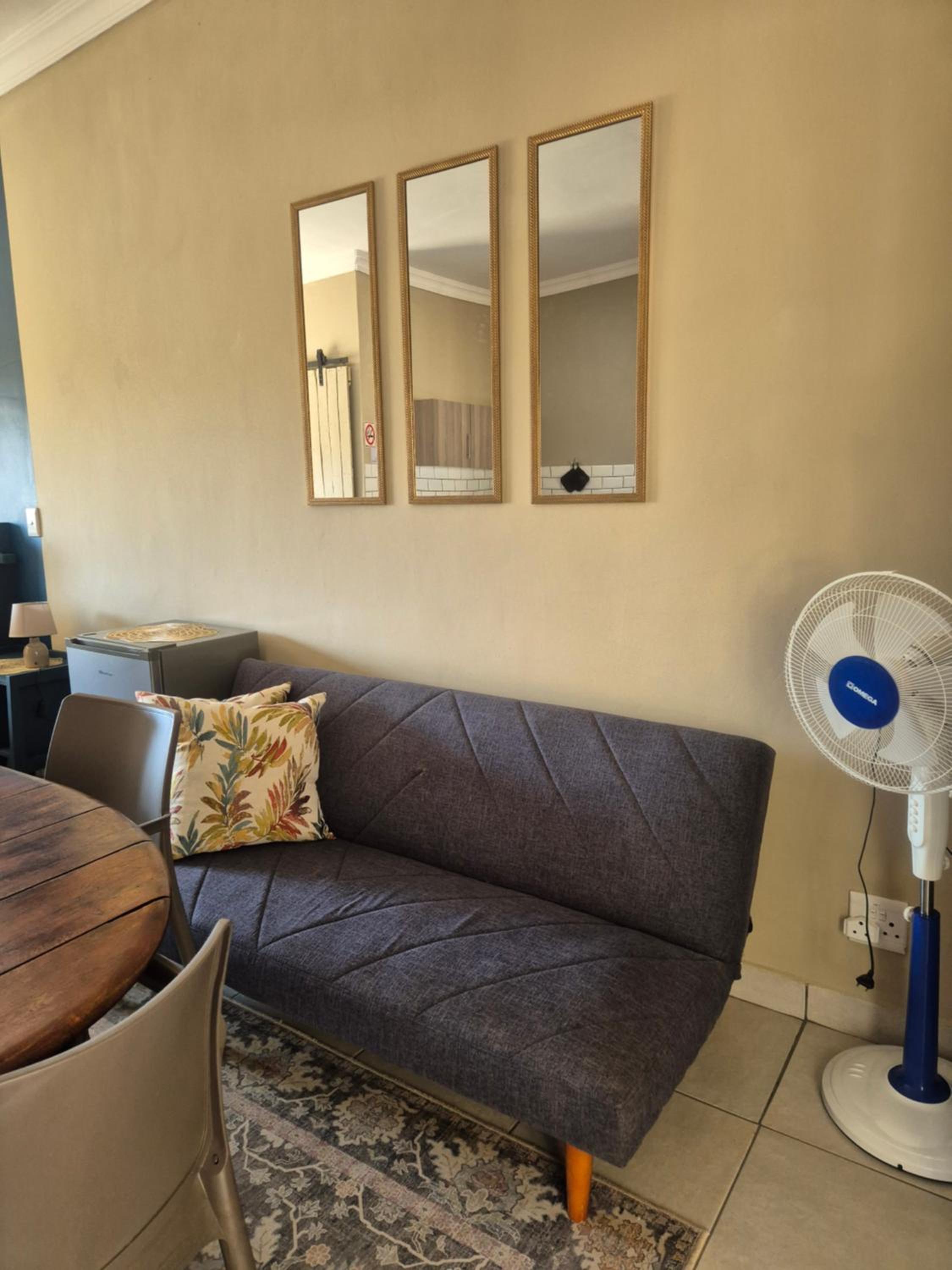 Family Room - Photo 14