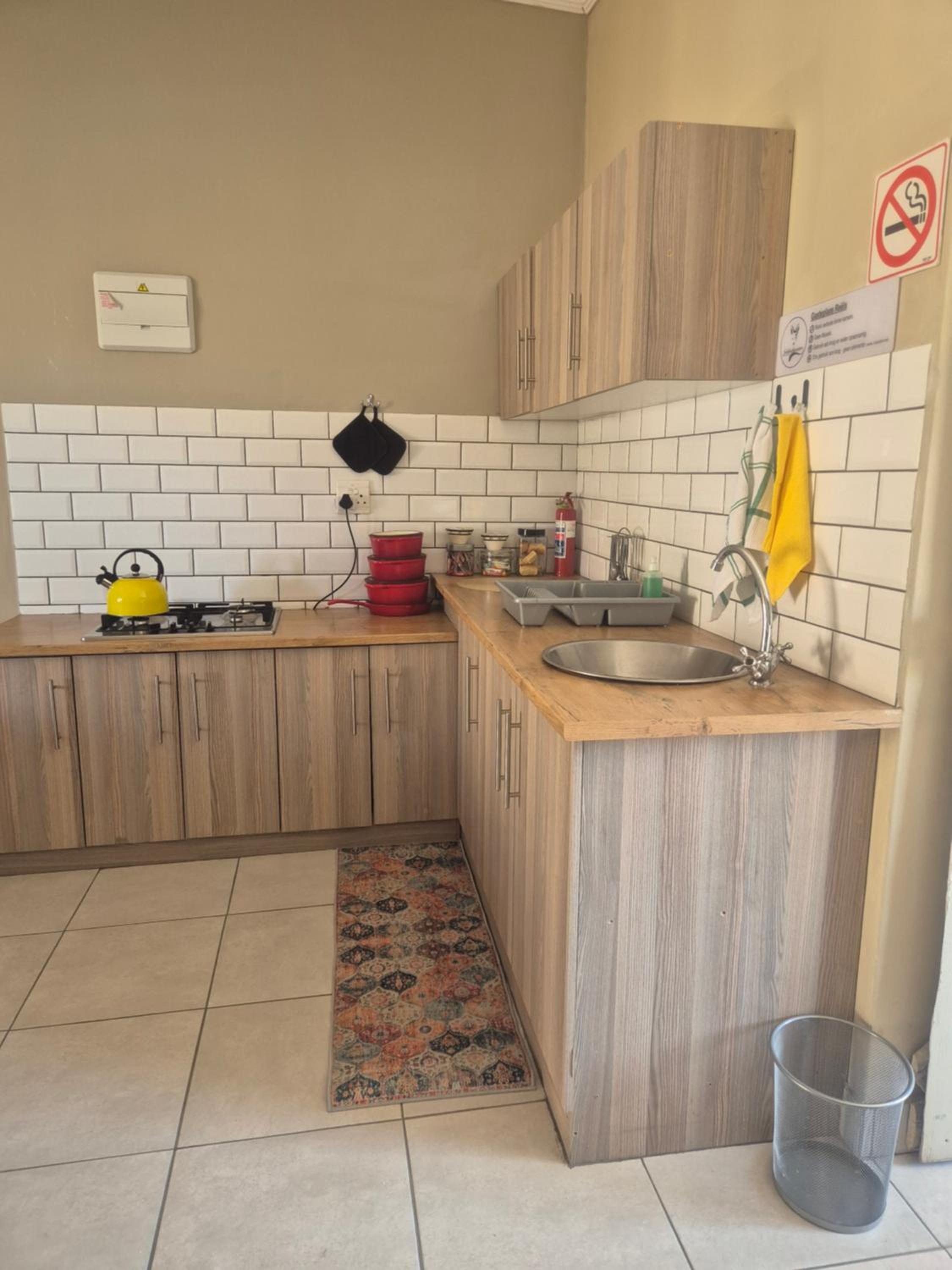Family Room - Photo 9
