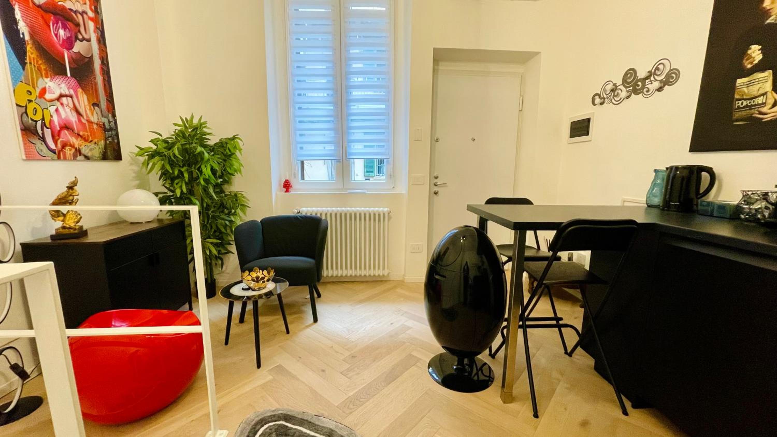 One-Bedroom Apartment