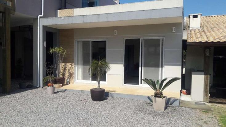 Two-Bedroom House photo 2