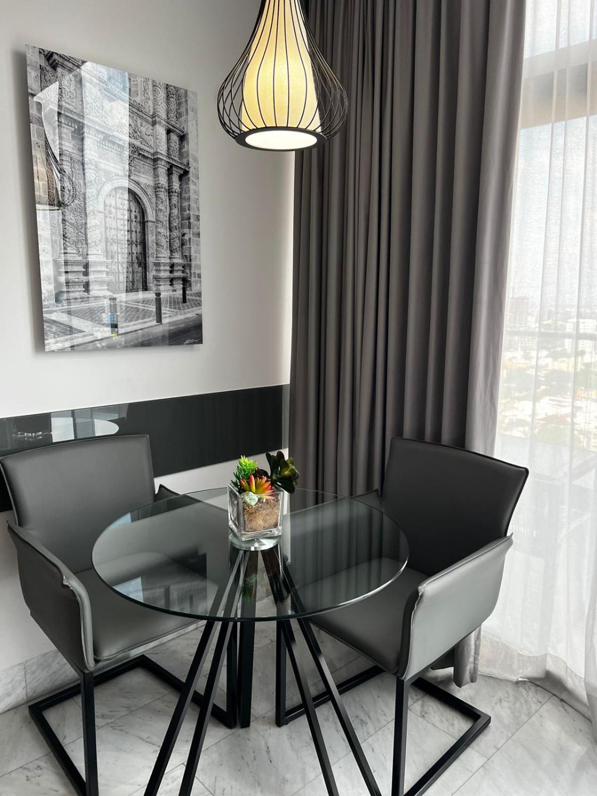 Deluxe King Room photo 3