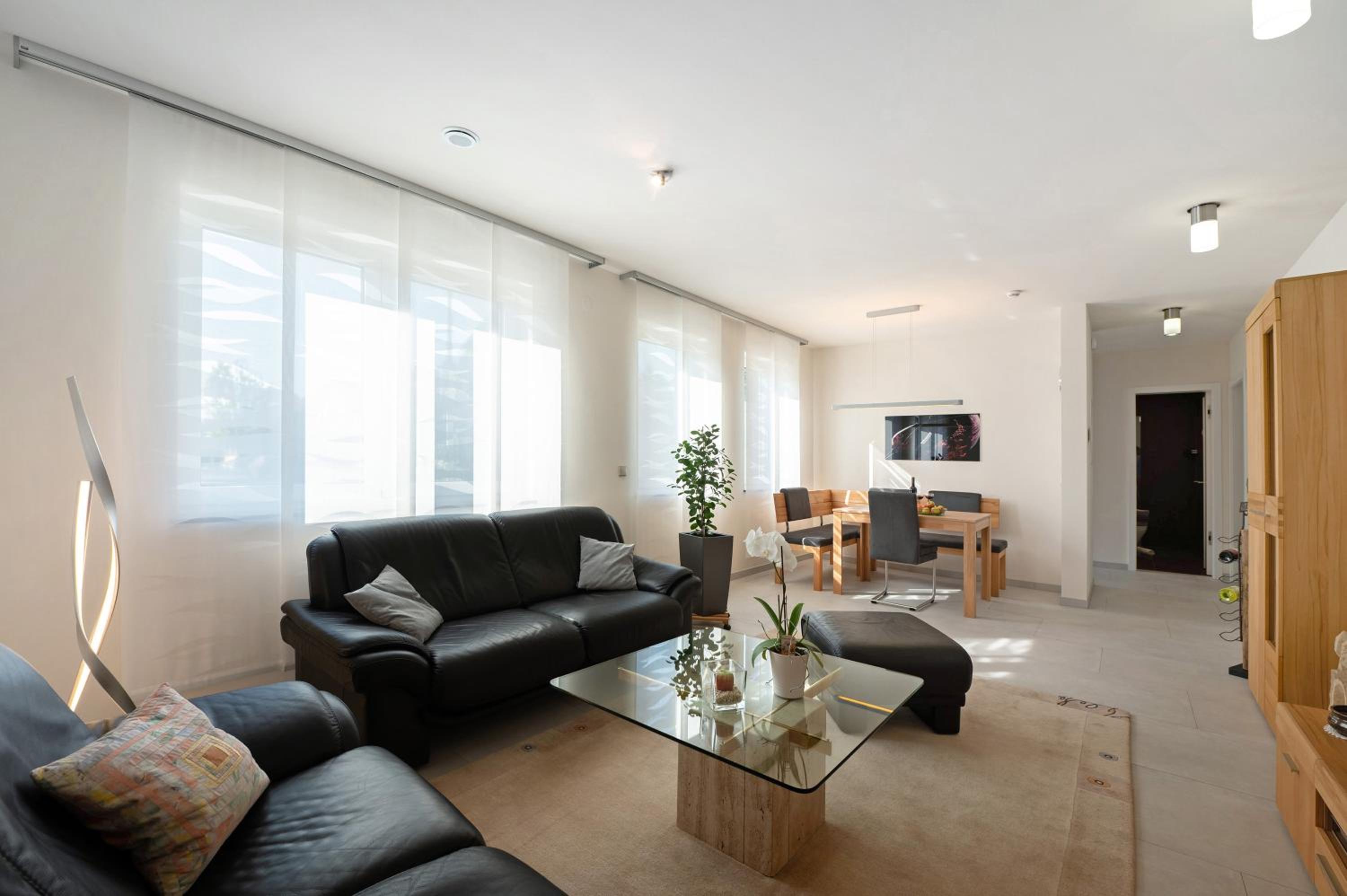 Superior One-Bedroom Apartment